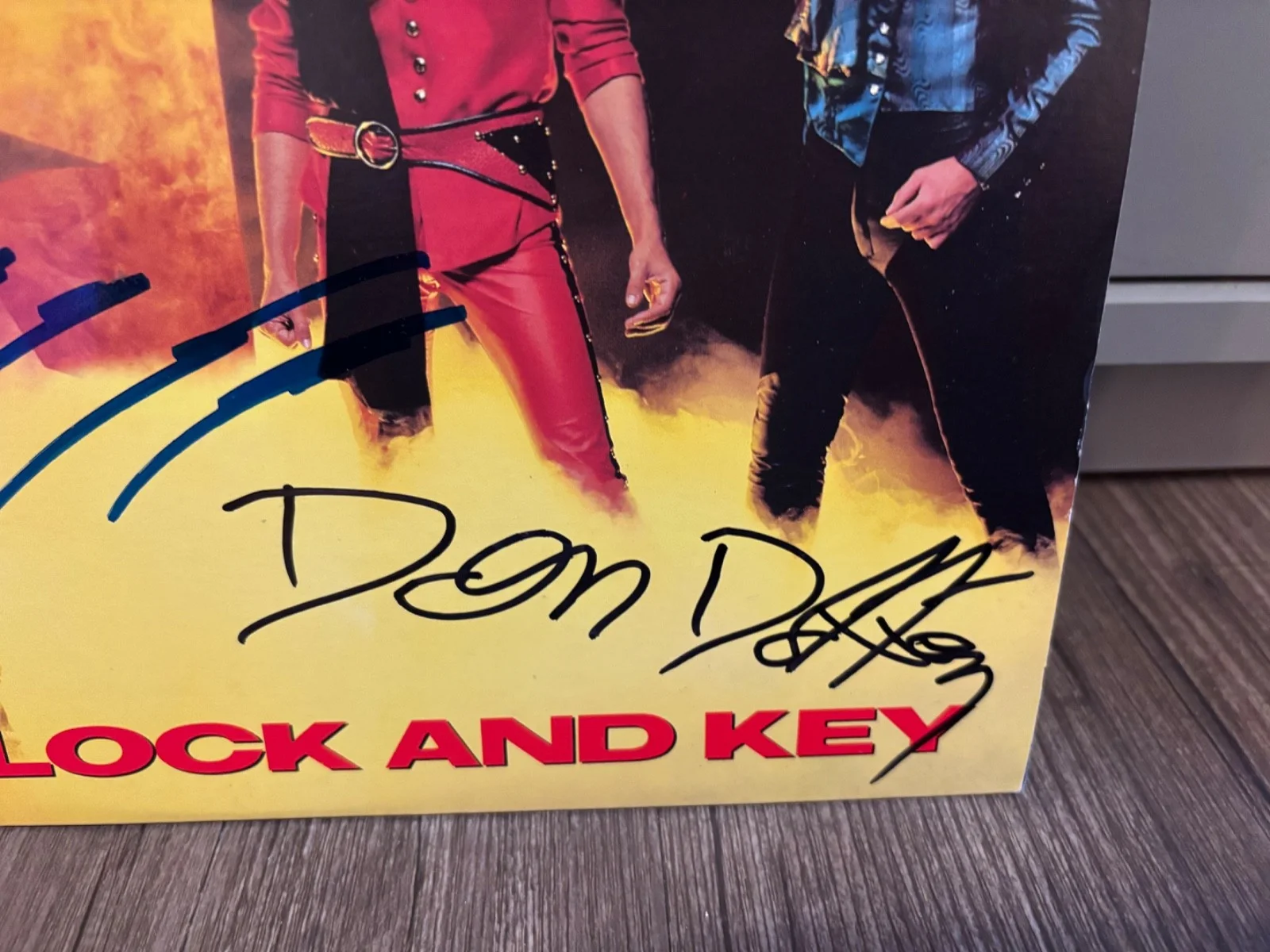 DOKKEN SIGNED AUTOGRAPHED LP VINYL UNDER LOCK AND KEY X3 DON GEORGE JEFF RARE, изображение 3