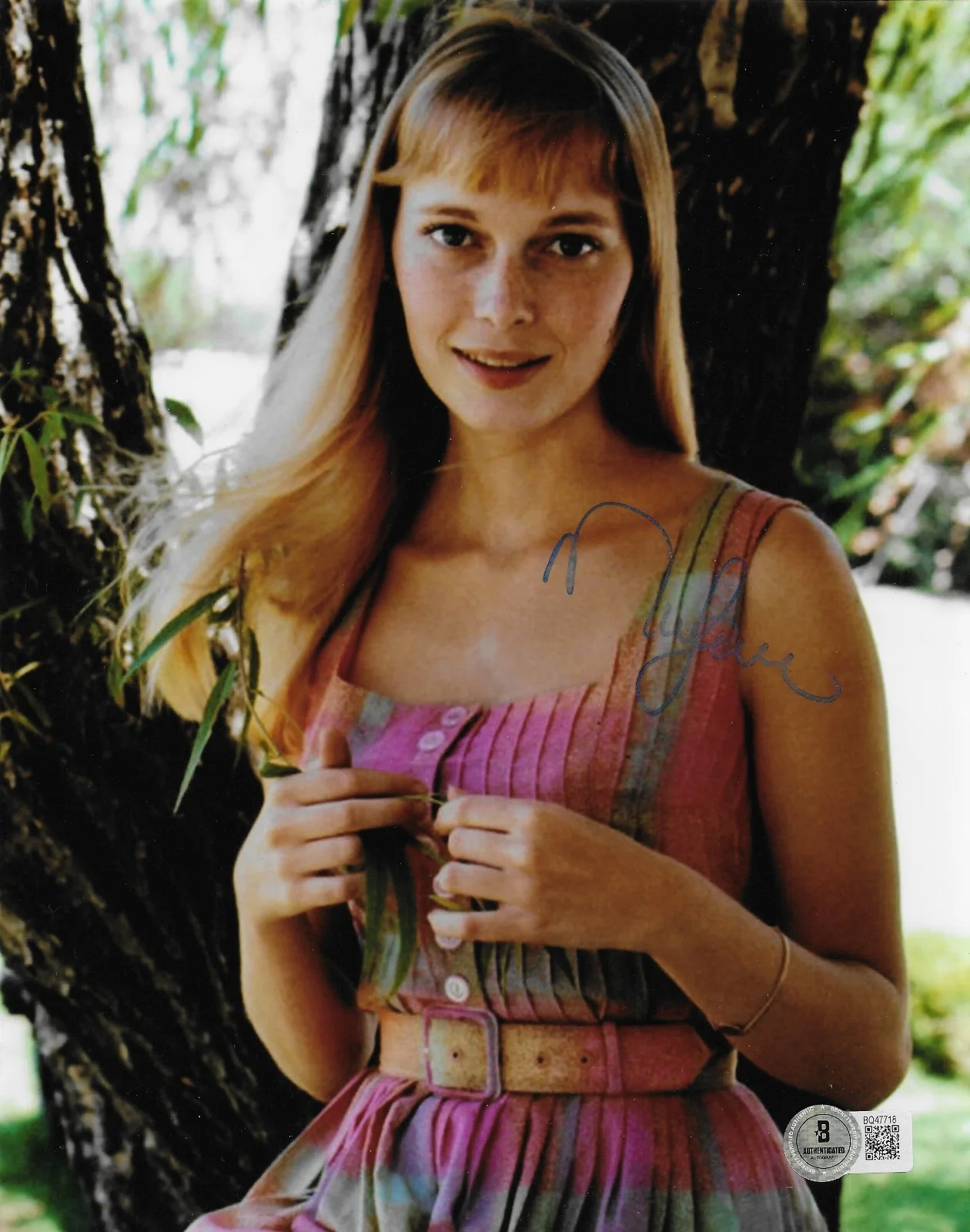 Mia Farrow — Mia Farrow Signed 8x10 Photo Autographed BAS Rosemary's Baby 718