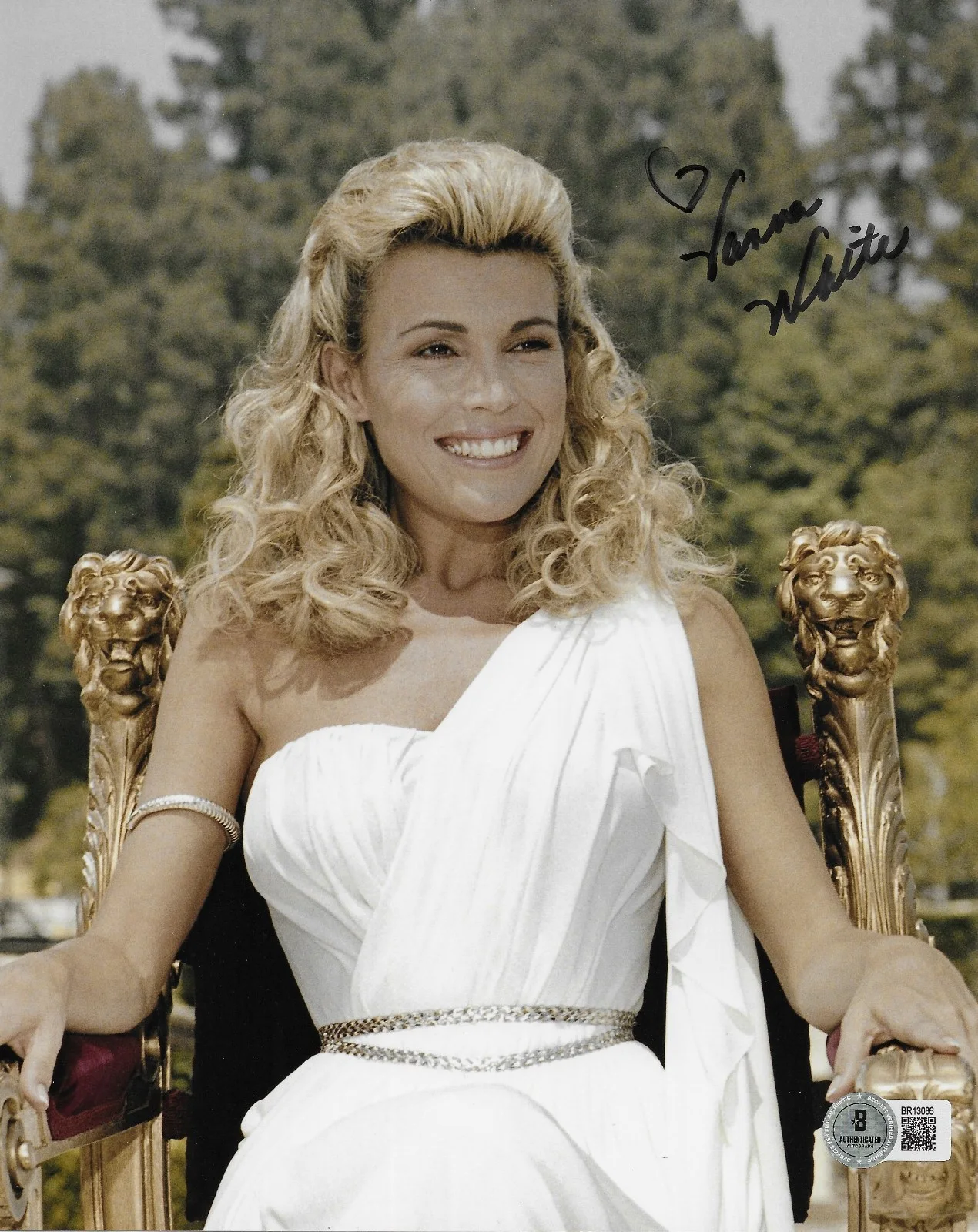 Vanna White — Vanna White Signed 8x10 Photo Autographed BAS Goddess of Love Wheel of Fortune