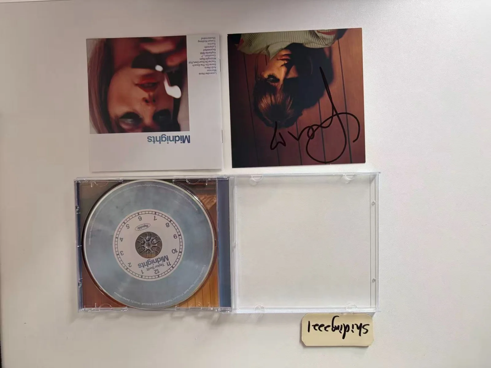 Taylor Swift Midnights CD - Hand signed Photo with Heart rare, image 3