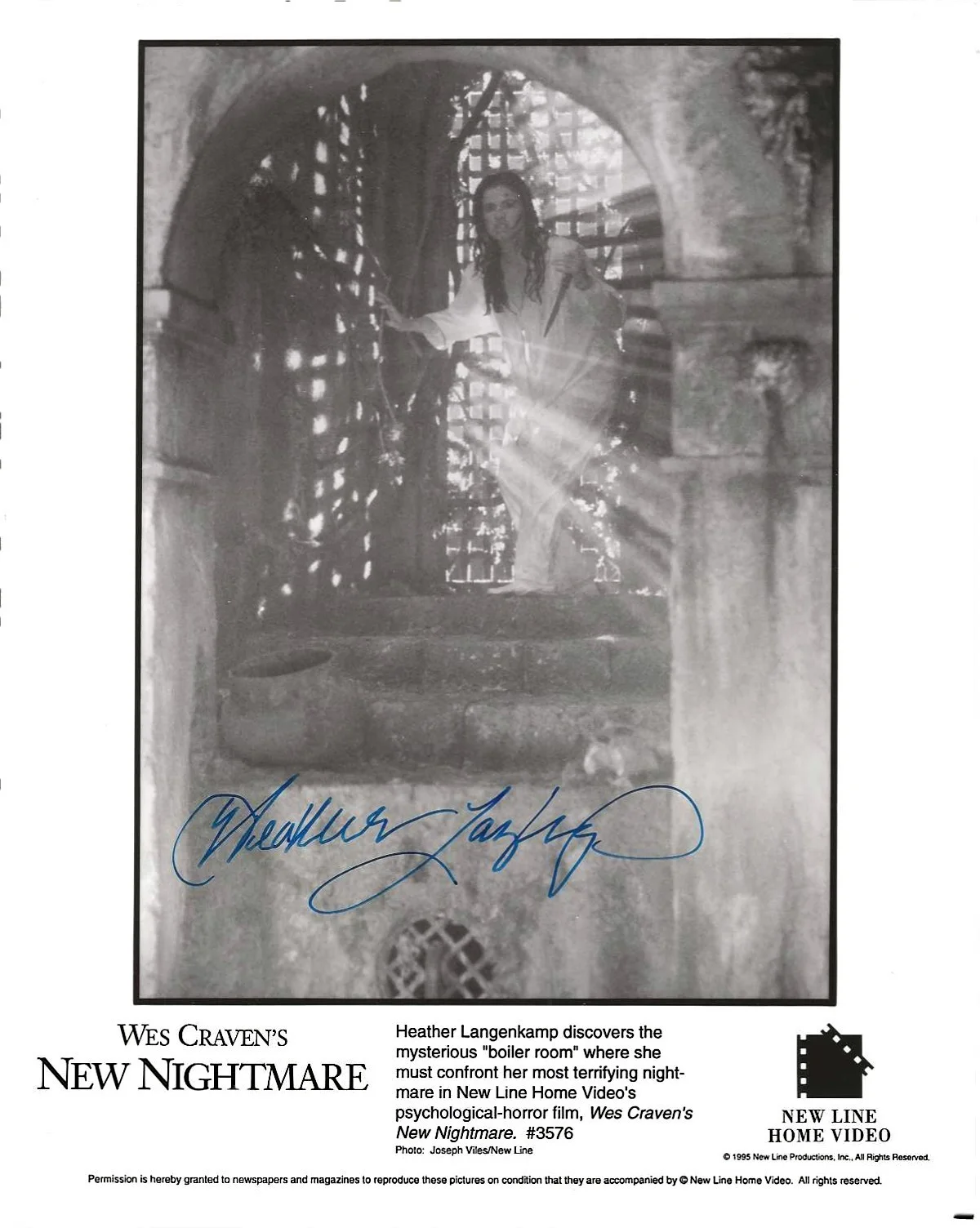 Heather Langenkamp — HEATHER LANGENKAMP - 8 x 10 - WES CRAVEN'S NEW NIGHTMARE - in Person