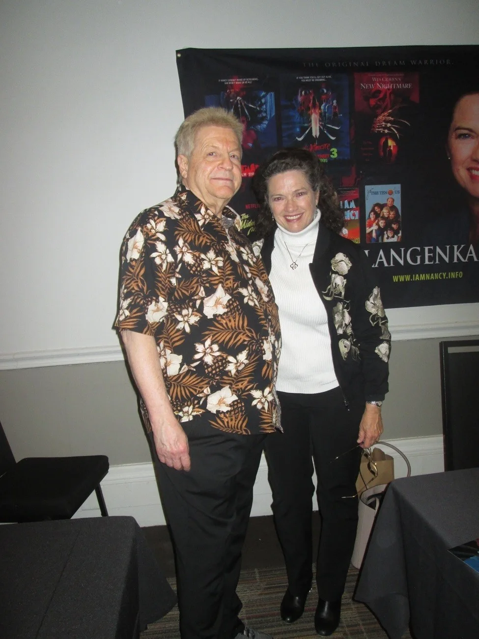 Heather Langenkamp — HEATHER LANGENKAMP - 8 x 10 - WES CRAVEN'S NEW NIGHTMARE - in Person, image 2