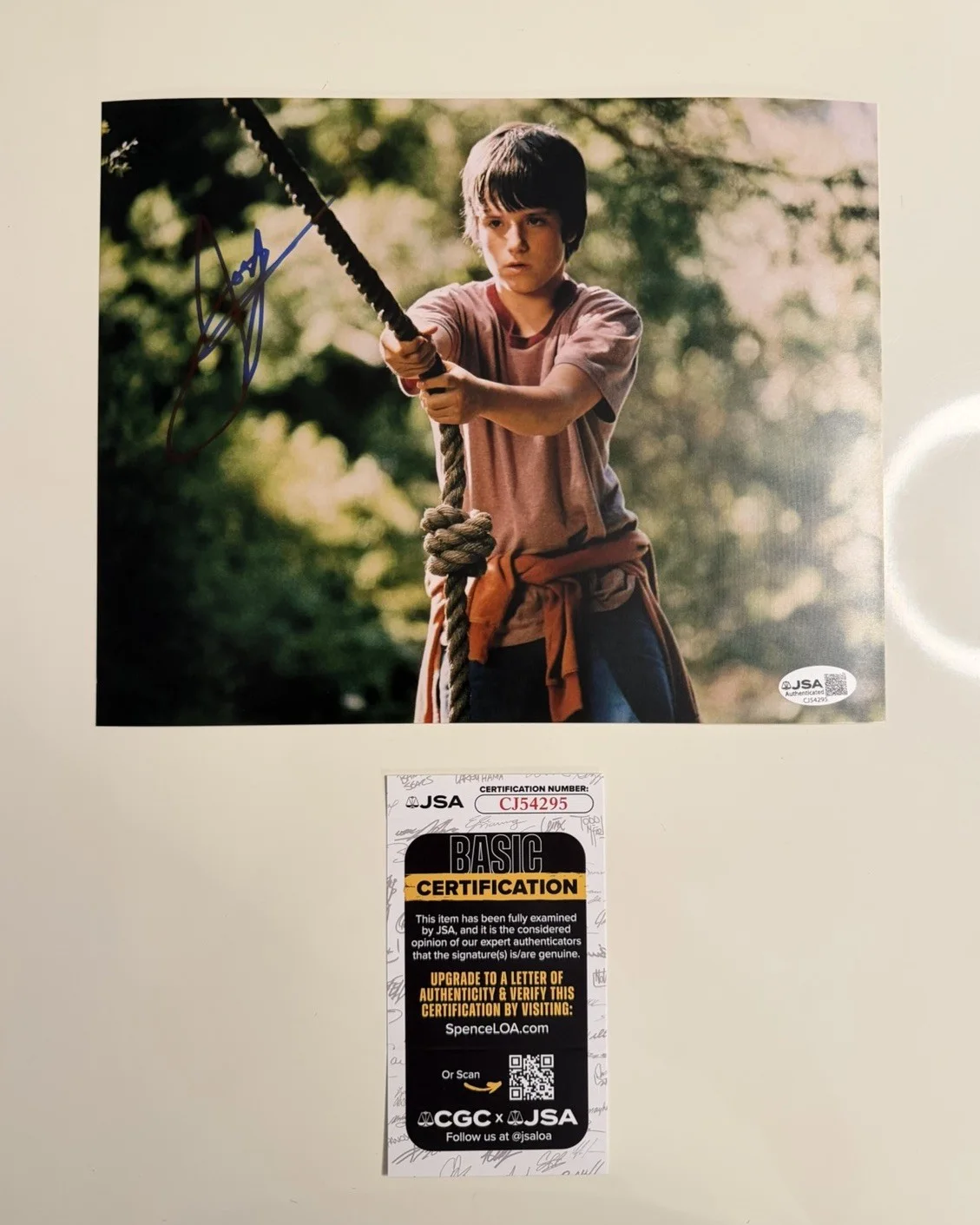 Josh Hutcherson — Josh Hutcherson Actor Autographed 8x10 Photo Hunger Games Rare JSA COA