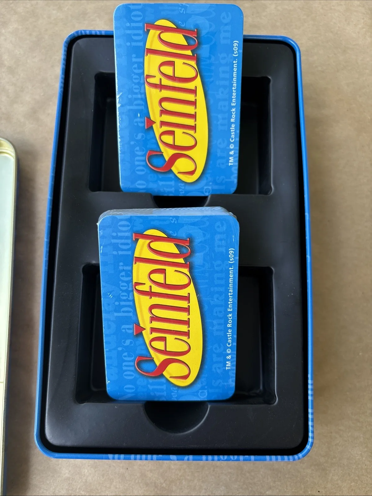 Jerry Seinfeld — Jerry Seinfeld Signed Trivia Card Game Tin Autographed JSA COA SEINFELD, image 5