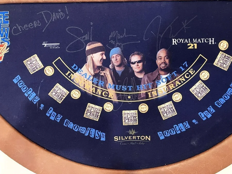Hootie & The Blowfish Signed Blackjack Table Silverton Casino Las Vegas 2005, изображение 2