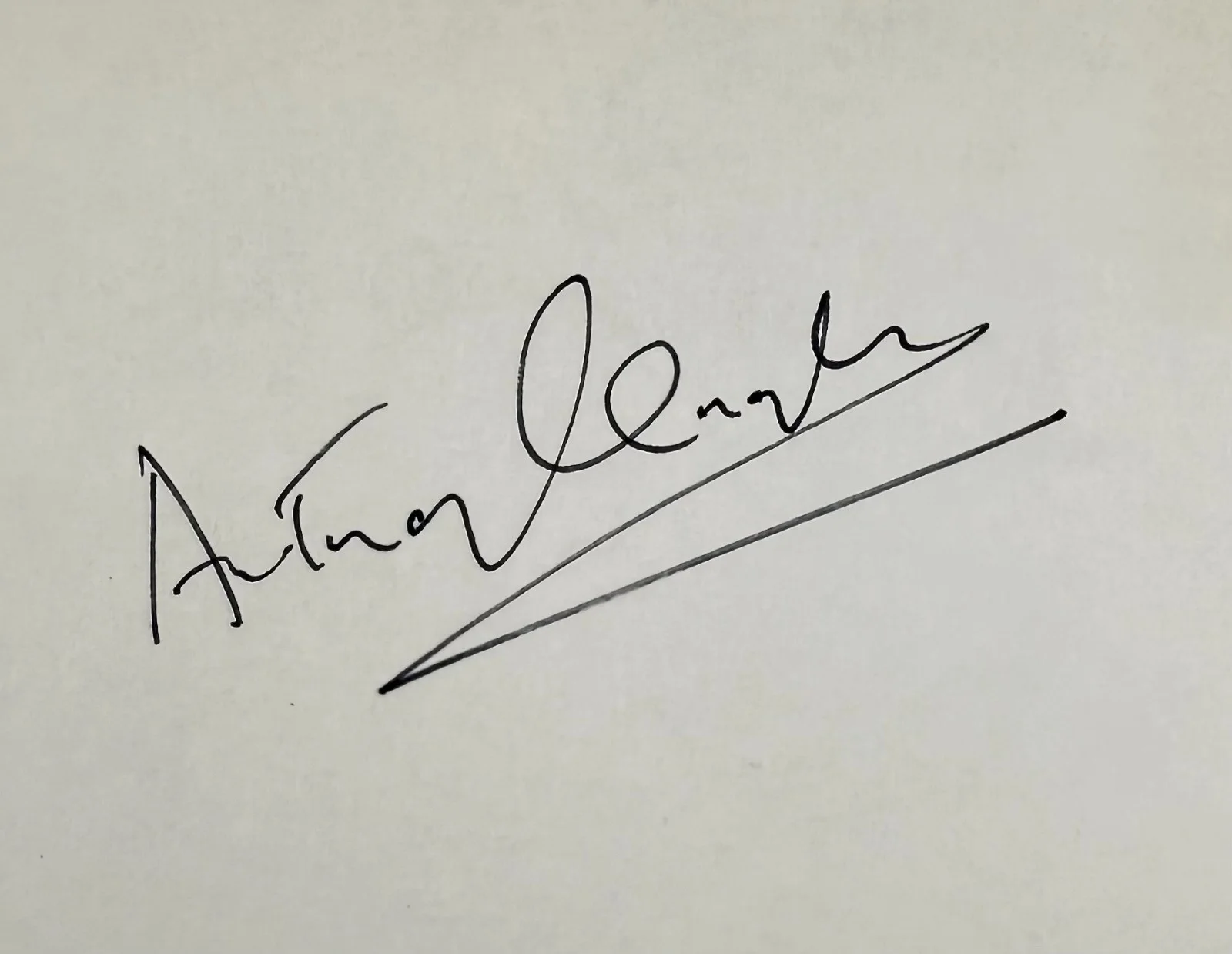 Anthony Quayle — ANTHONY QUAYLE Signed Autographed 4" x 6" INDEX CARD Lawrence of Arabia HAMLET, image 2