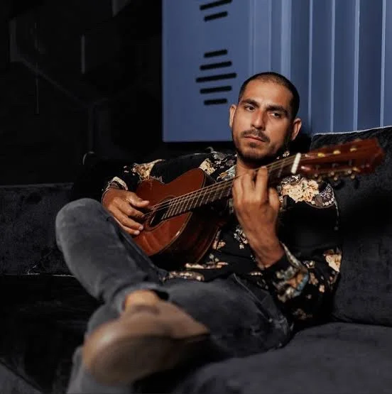Juan Calleros, Fher Olvera, Sergio Vallin — Espinoza Paz Autograph Acoustic Guitar, image 3