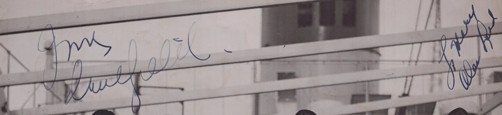 Alan Ladd, Joan Caulfield — ALAN LADD - AUTOGRAPHED INSCRIBED PHOTOGRAPH CO-SIGNED BY: JOAN CAULFIELD, изображение 2