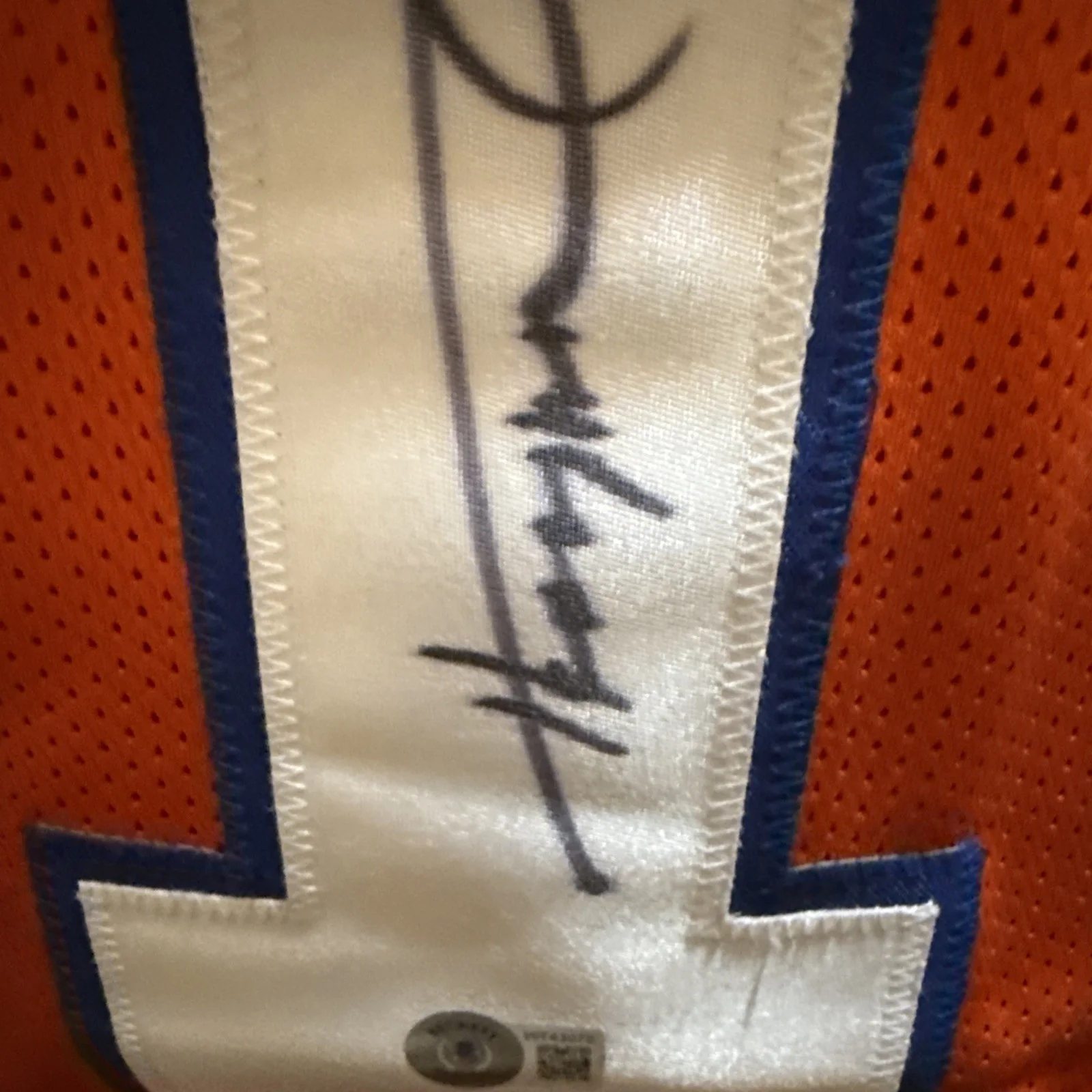 Henry Winkler — Henry Winkler Signed Custom "Coach Klein" Jersey (Beckett COA #WT43073), изображение 4