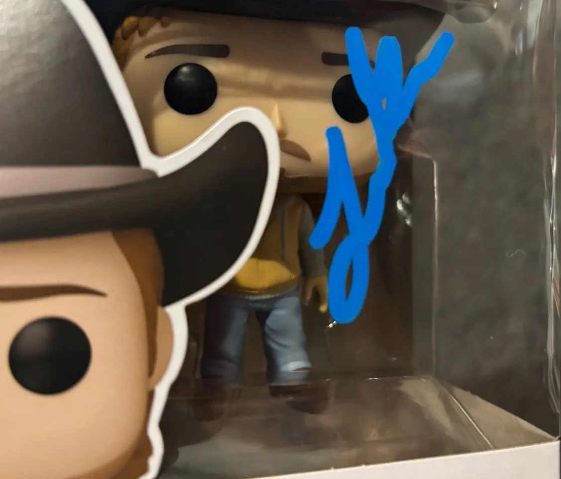 Luke Grimes Yellowstone Kayce Dutton Signed Autographed POP Funko Toy #1363, изображение 3