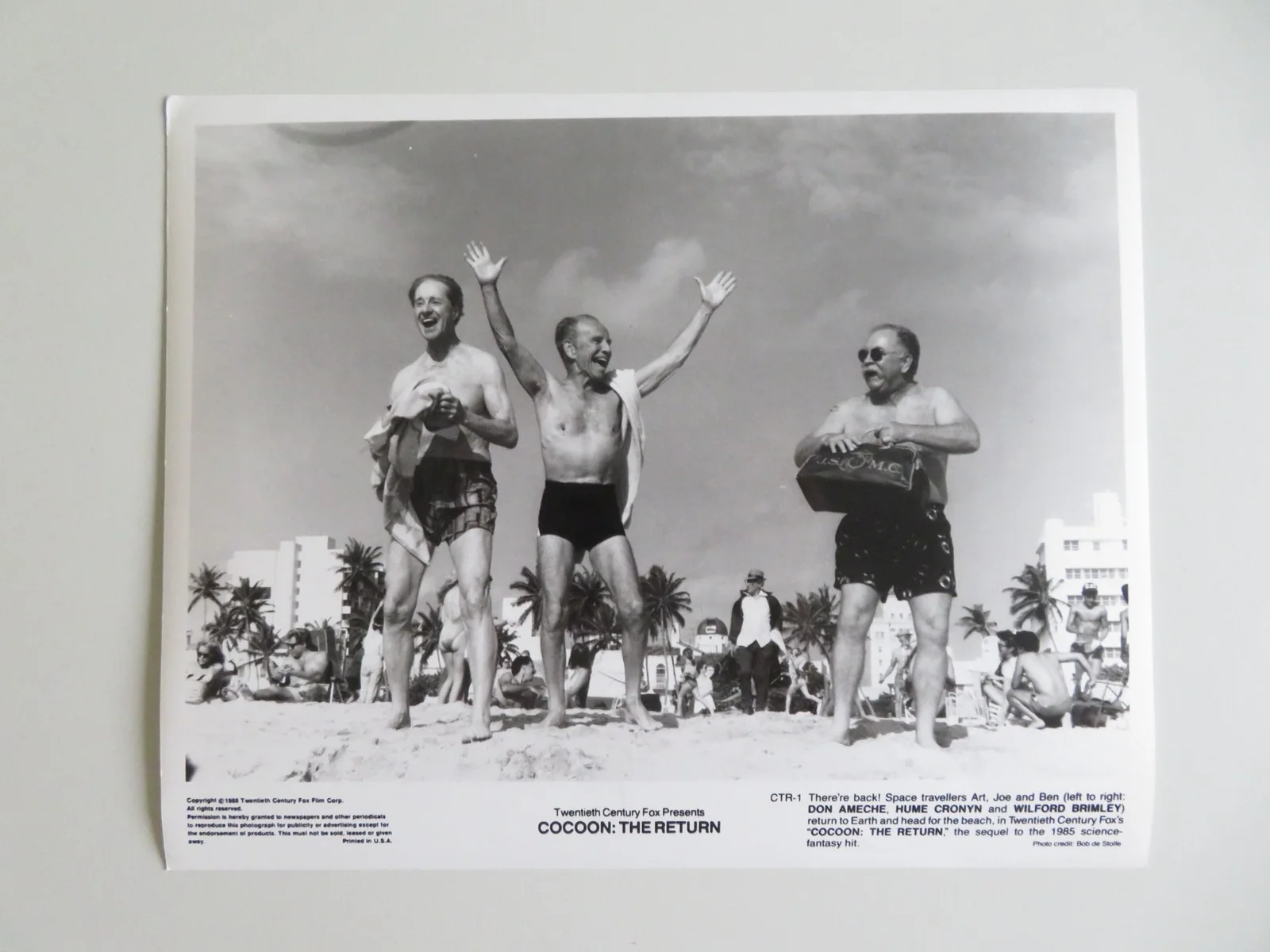 COCOON: THE RETURN MOVIE STILL PHOTO LOT OF 6 STEVE GUTTENBERG COURTNEY COX 1988, изображение 3