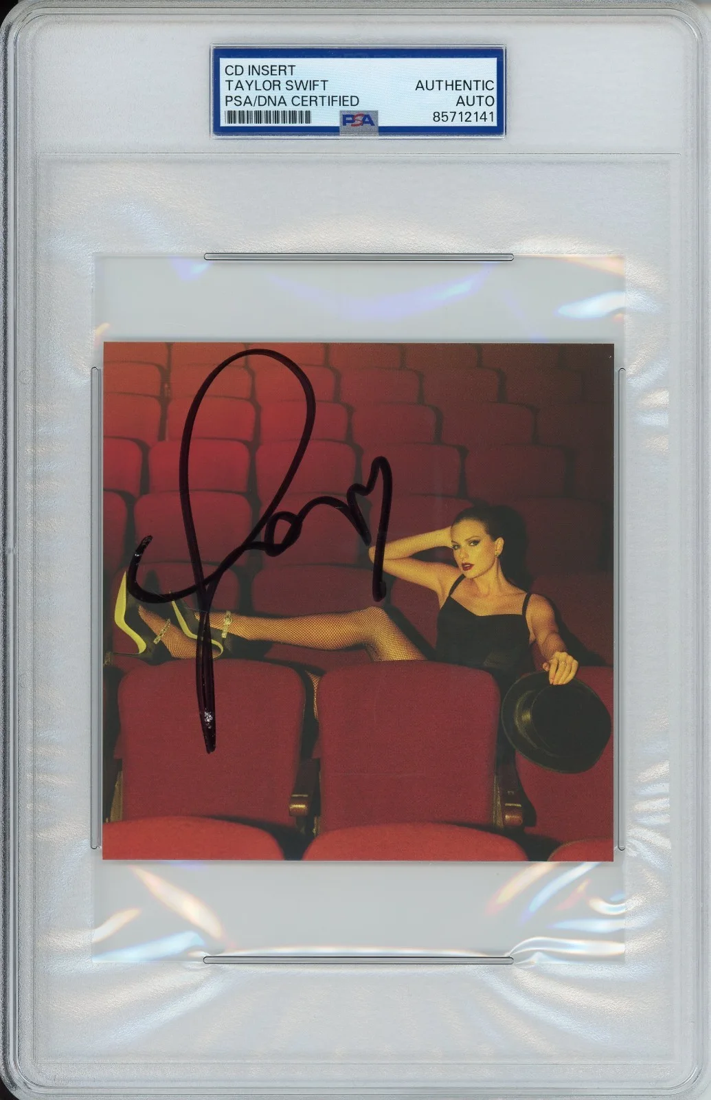 Taylor Swift — Taylor Swift Signed Life of a Showgirl RED Photo PSA DNA COA Autograph w/ HEART