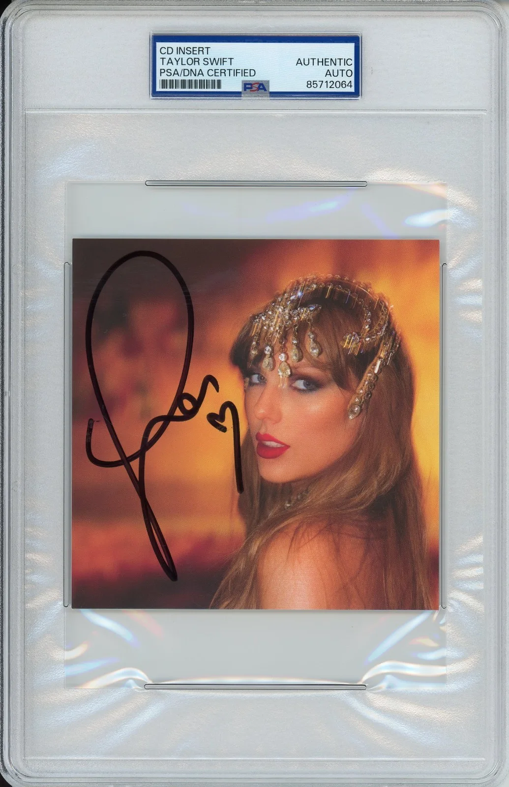 Taylor Swift — Taylor Swift Signed Life of a Showgirl CD Photo PSA DNA COA Autograph w/ HEART