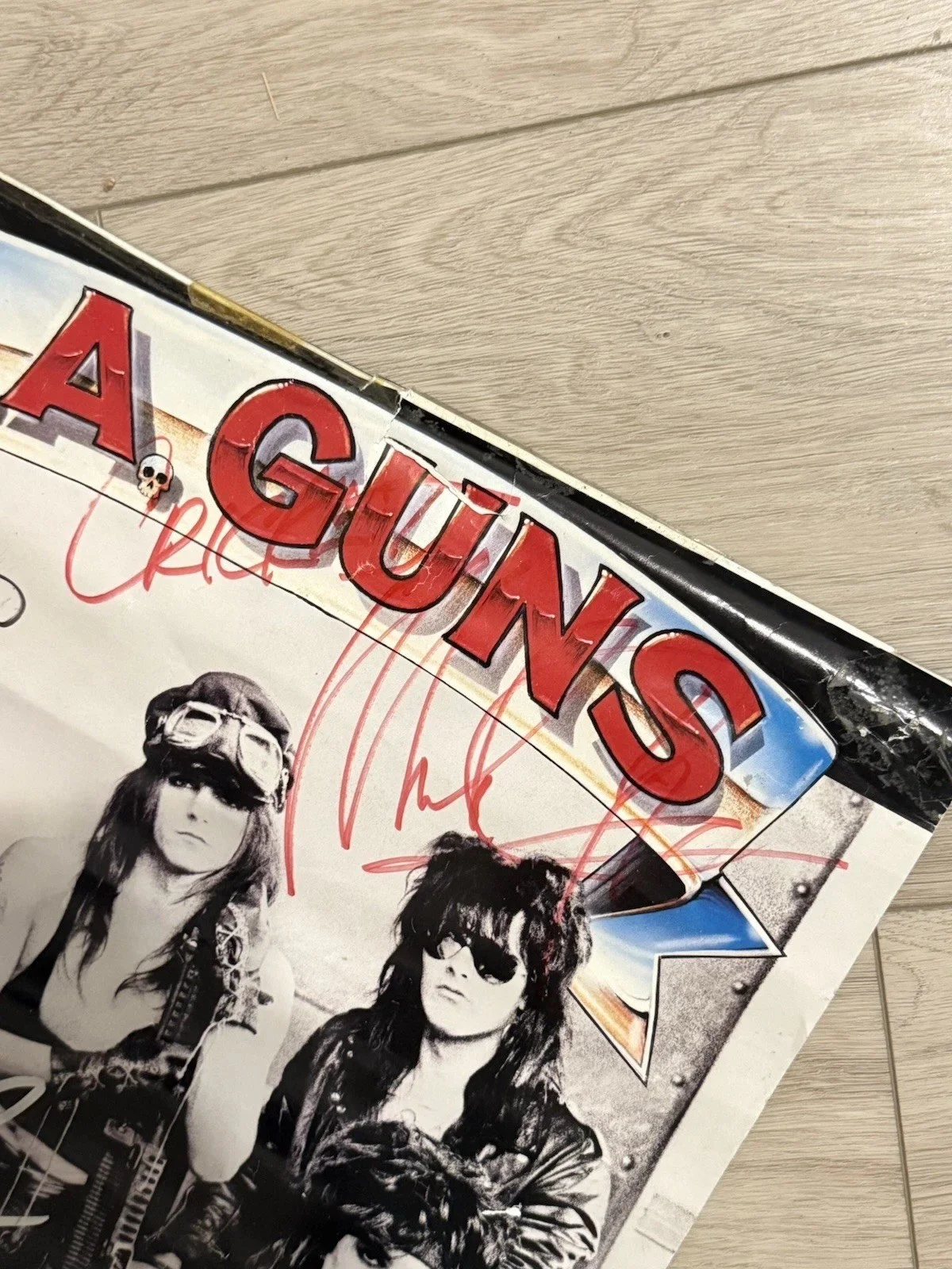 LA Guns OG Lewis Guns Nickels Riley Cripps Rare 1988 Signed Promo Poster VTG Y2K, изображение 3