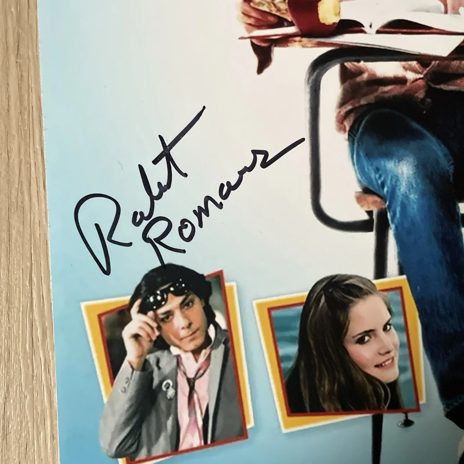 Judge Reinhold and Robert Romanus signed Fast Times At Ridgemont High 11x14 JSA, изображение 2