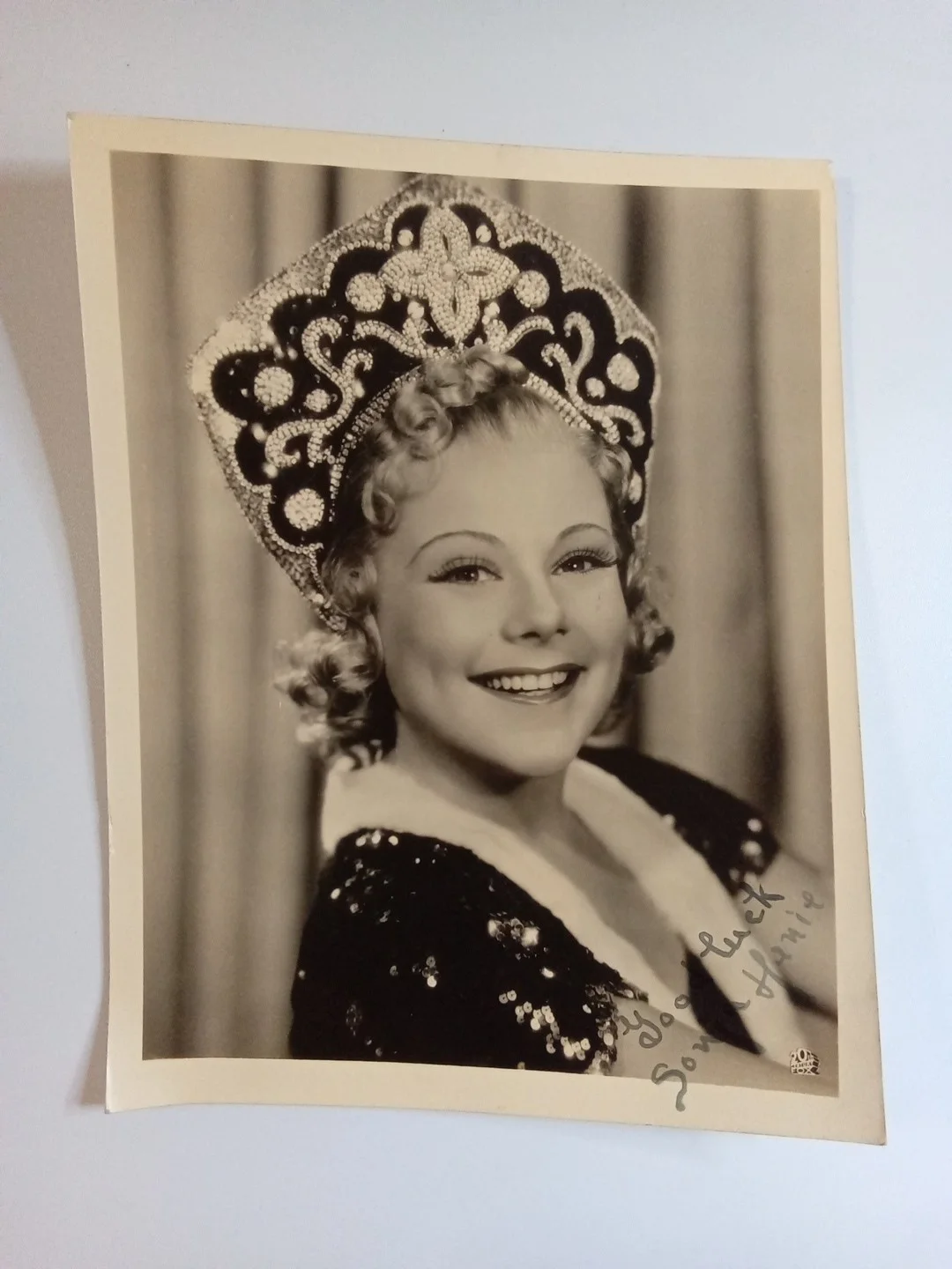 Sonja Henie — Sonja Henie Signed Sepia Photo JSA COA Autograph Olympic Figure Skater- #, изображение 2