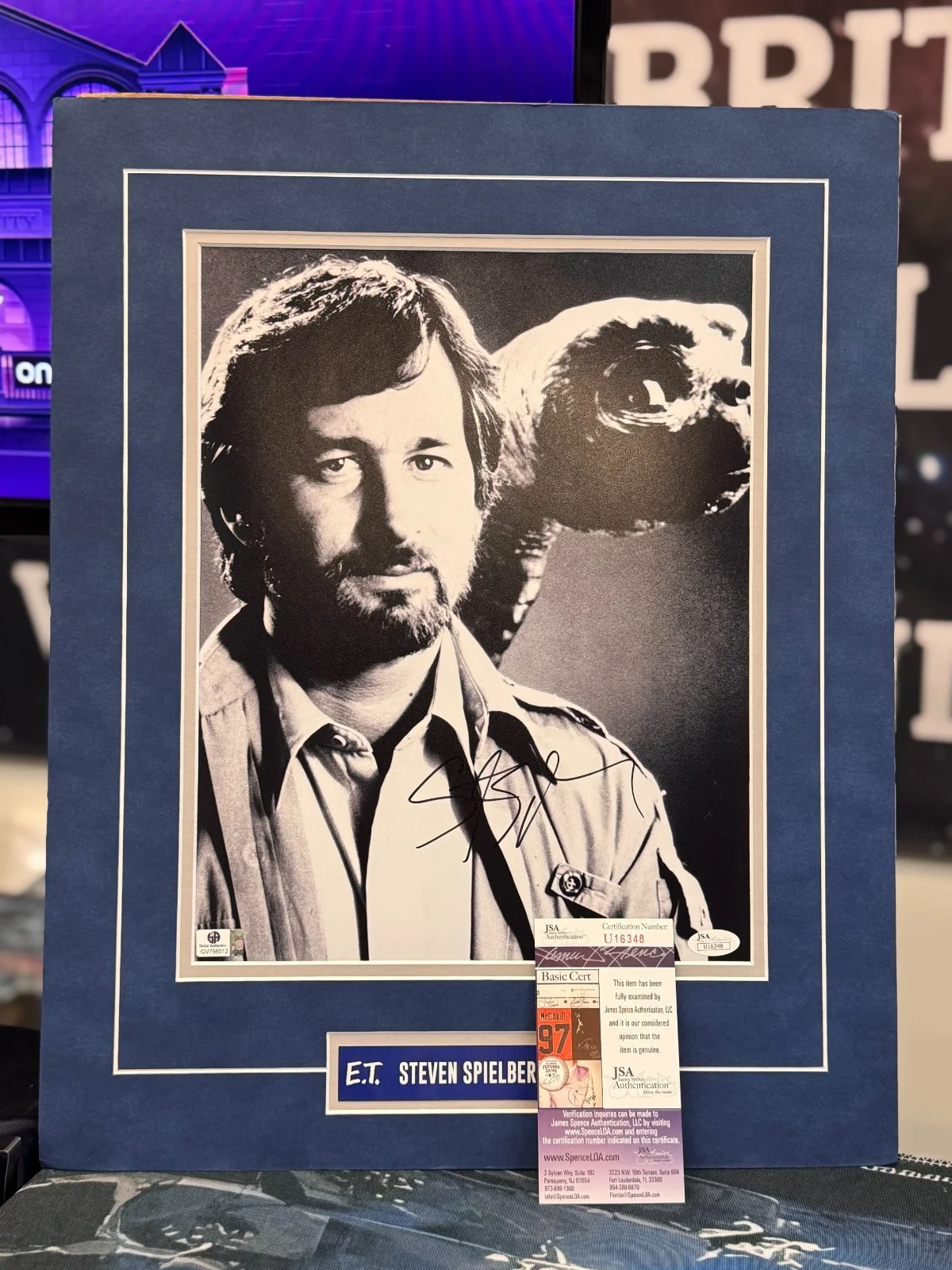 Steven Spielberg — STEVEN SPIELBERG SIGNED AUTOGRAPH ET MATTED 11x14 JSA, image 5