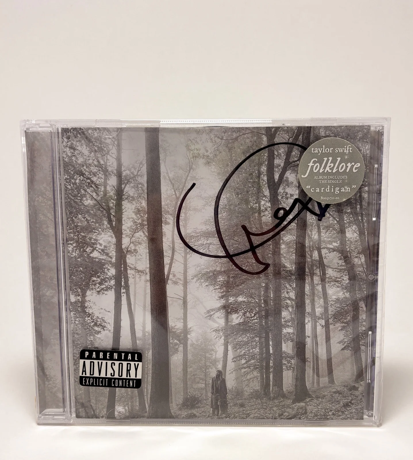 Taylor Swift - Folklore Signed CD - Heart Under Hype Sticker - New And Sealed, изображение 3