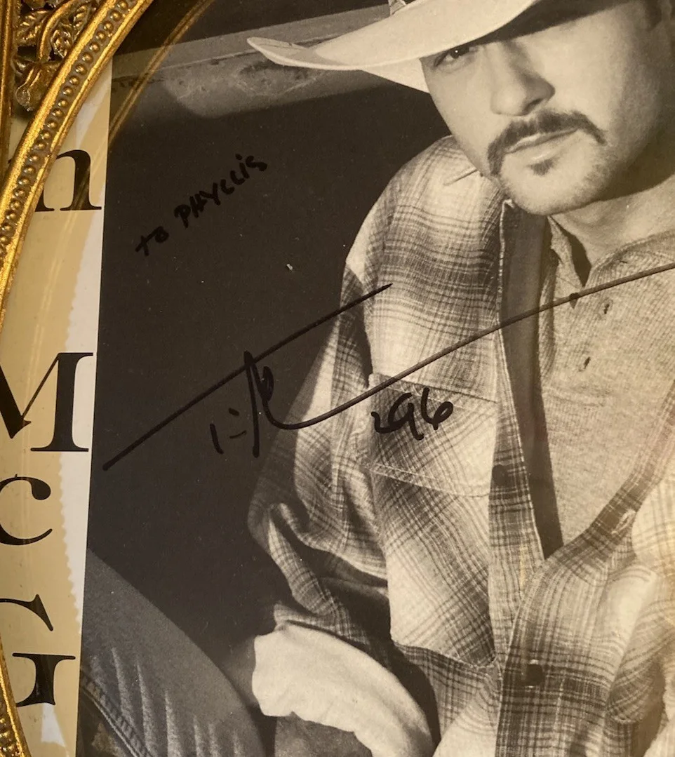 3 SIGNED 8x10 COUNTRY SUPERSTAR Photo's, CHARLIE DANIELS,TIM McGRAW,AARON TIPPIN, изображение 4