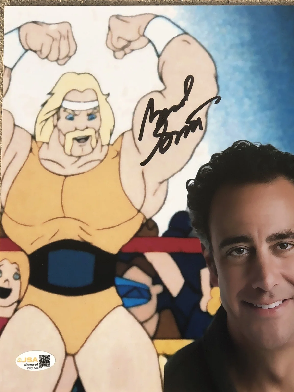 Brad Garrett — BRAD GARRETT SIGNED 8X10 ACTOR VOICE OF HULK HOGAN ROCK N WRESTLING 1985 TV JSA, изображение 2