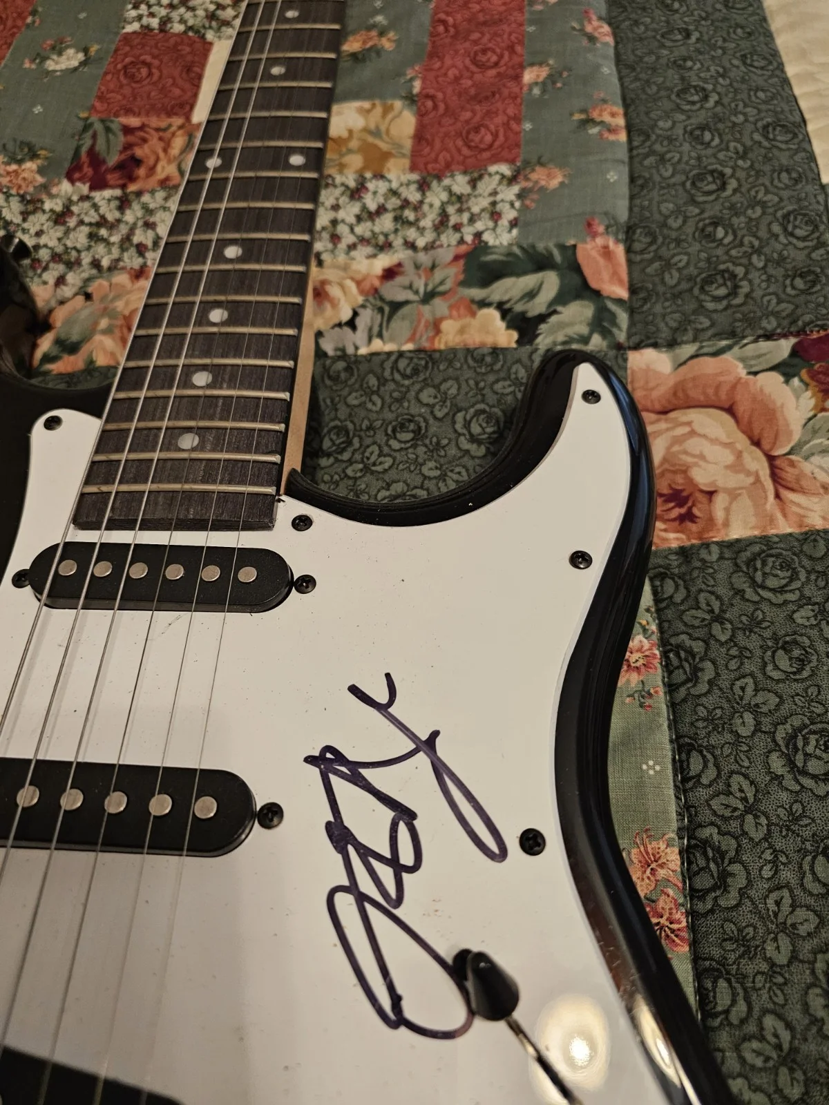 OZZY OSBOURNE HANDSIGNED ELECTRIC GUITAR BLACK SABBATH PSA RACC NEW&AUTHENTIC, image 3