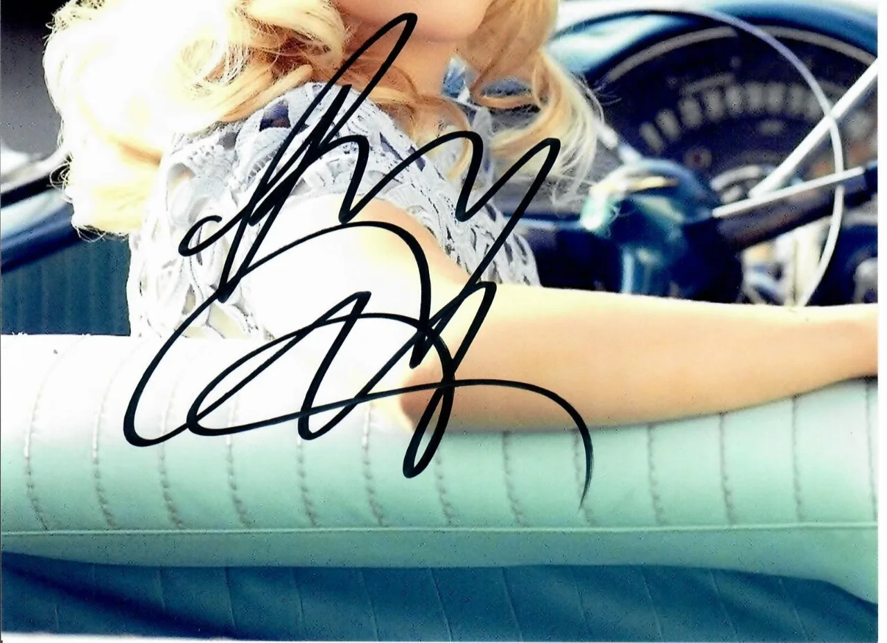 Reese Witherspoon — Reese Witherspoon Legally Blonde Movie Actress Signed 8 x 10 Photo TTM COA, изображение 2