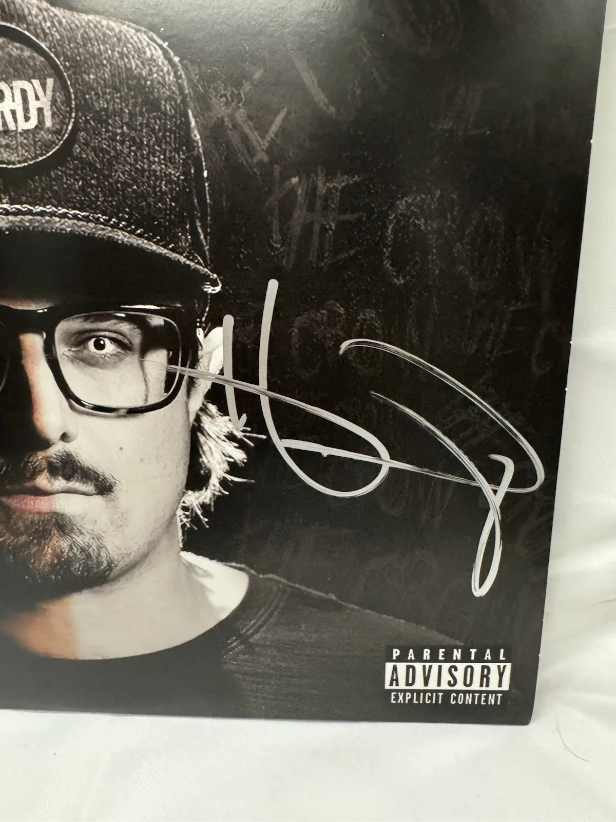 Hardy Autograph Signed The Mockingbird And The Crow Vinyl LP Beckett COA, image 2