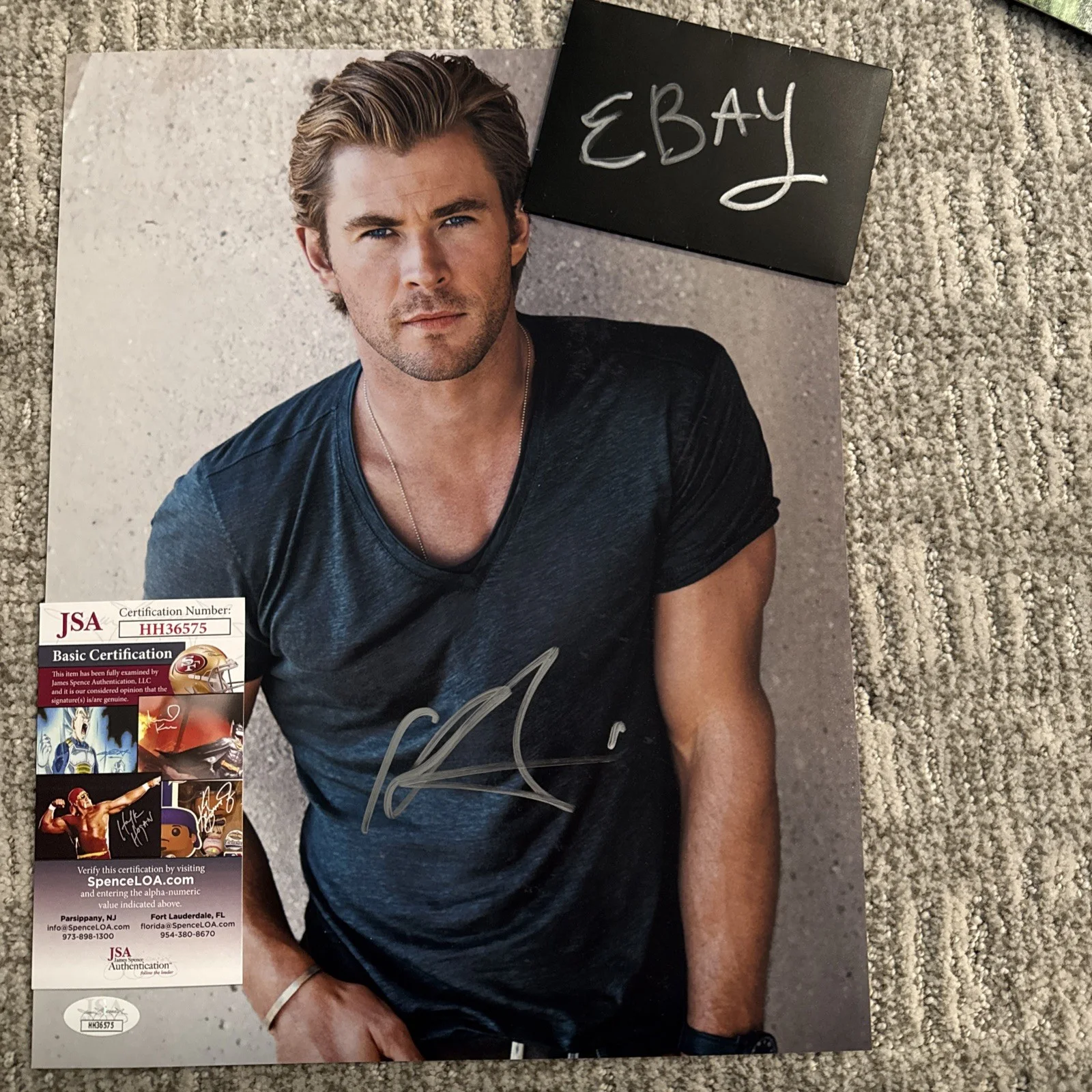 Chris Hemsworth Incredible Autograph SIGNED Photo JSA Certified COA 11x14, image 3