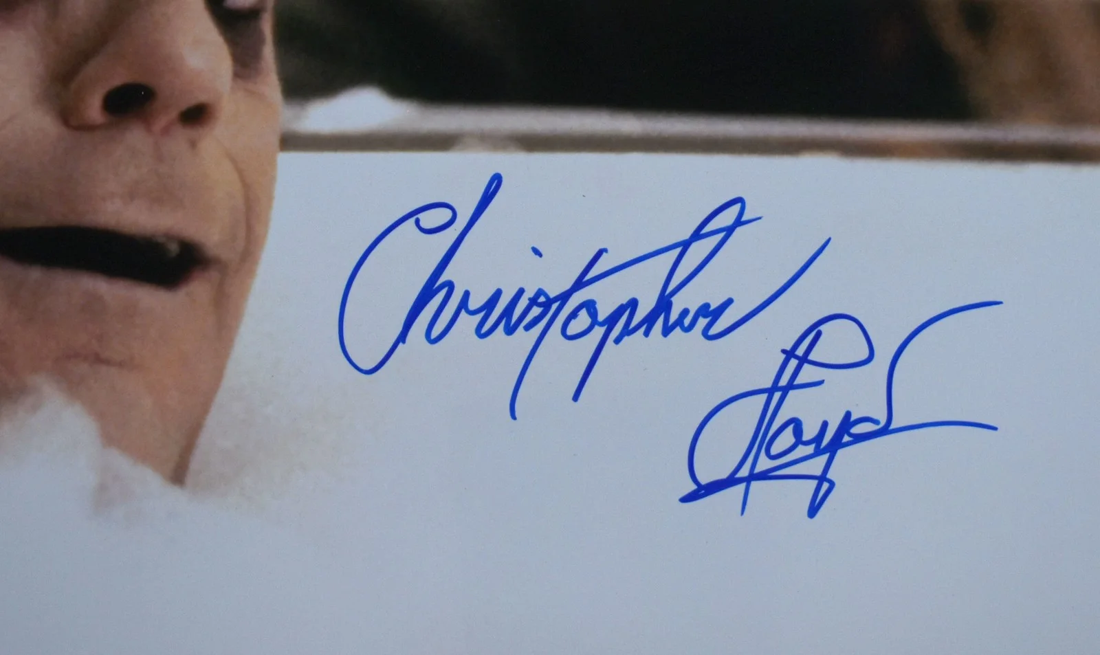 Christopher Lloyd — Christopher Lloyd Signed 16x20 Uncle Fester Photo - Beckett W Hologram *Blue #1, изображение 2