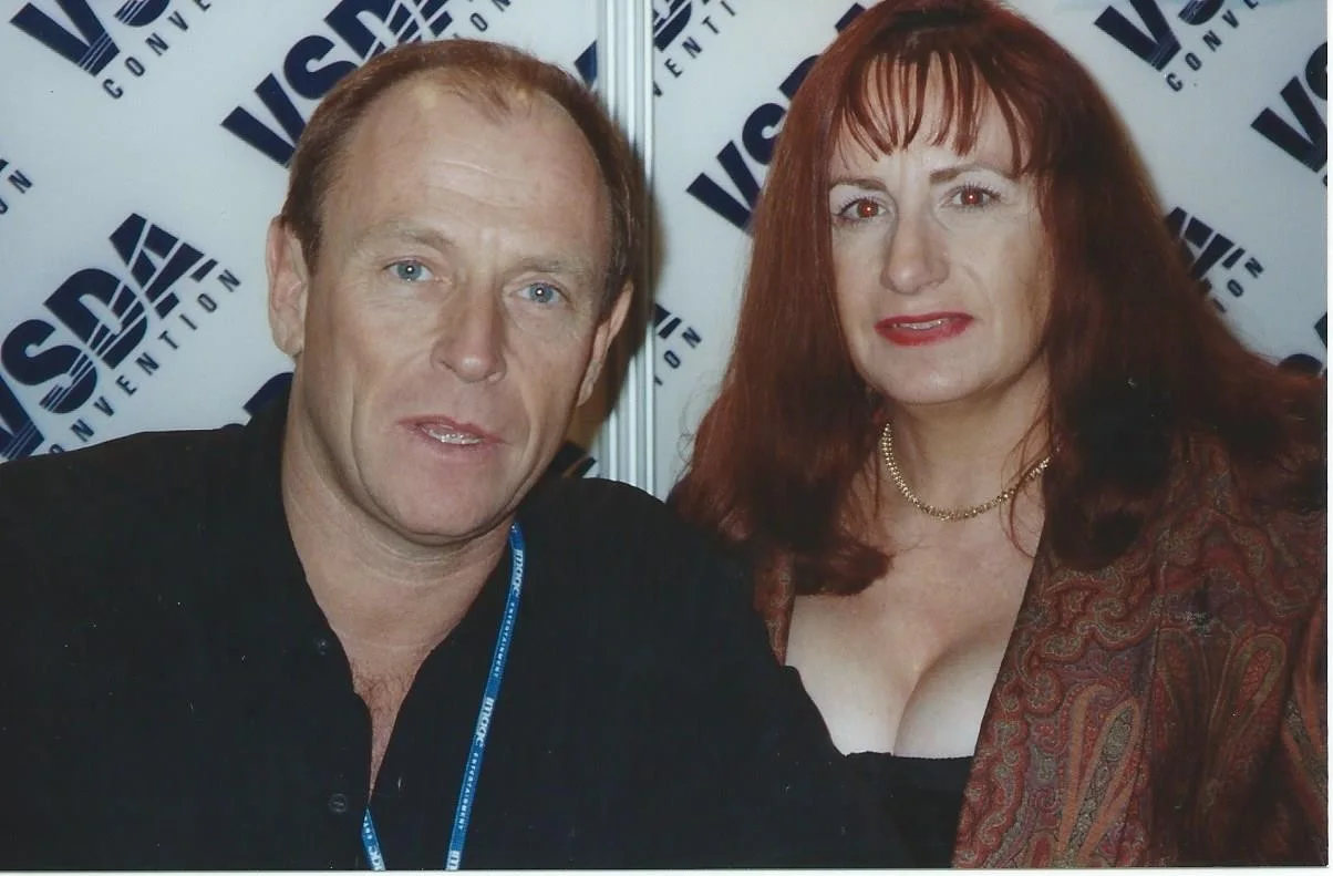 Corbin Bernsen, Mel Harris — GRASS ROOTS - 8 x 10 - BY BOTH STARS - in Person, image 3