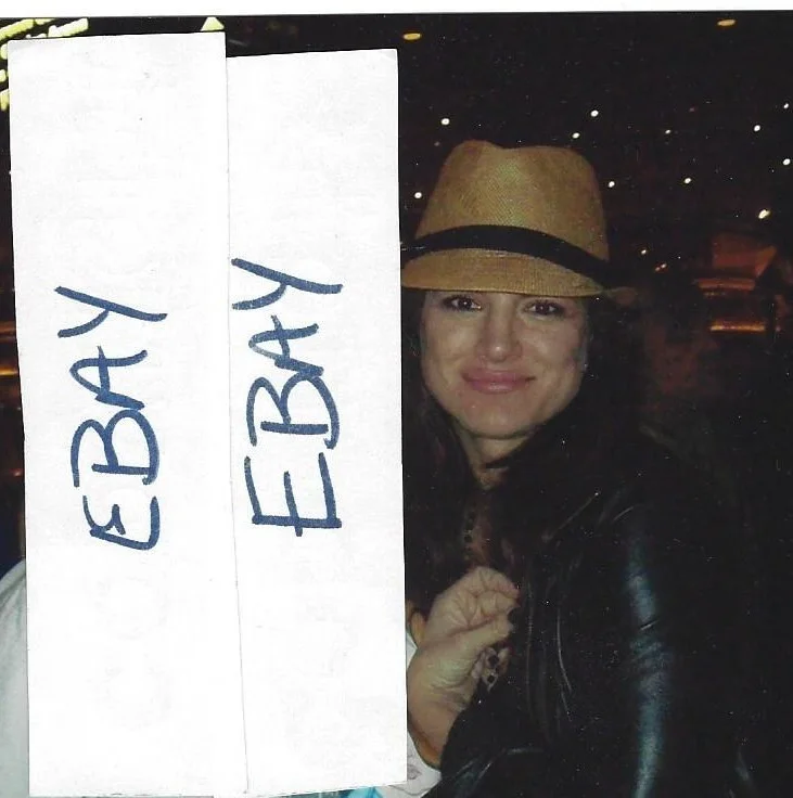 gina carano — GINA CARANO-"Actress/MMA Star"-Authentic Autographed Pic "proof", image 2