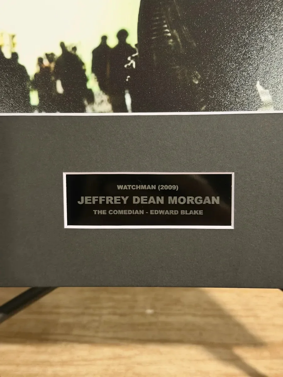 Jeffrey Dean Morgan — Jeffrey Dean Morgan Signed "Watchman" 8x10 Photo, image 4