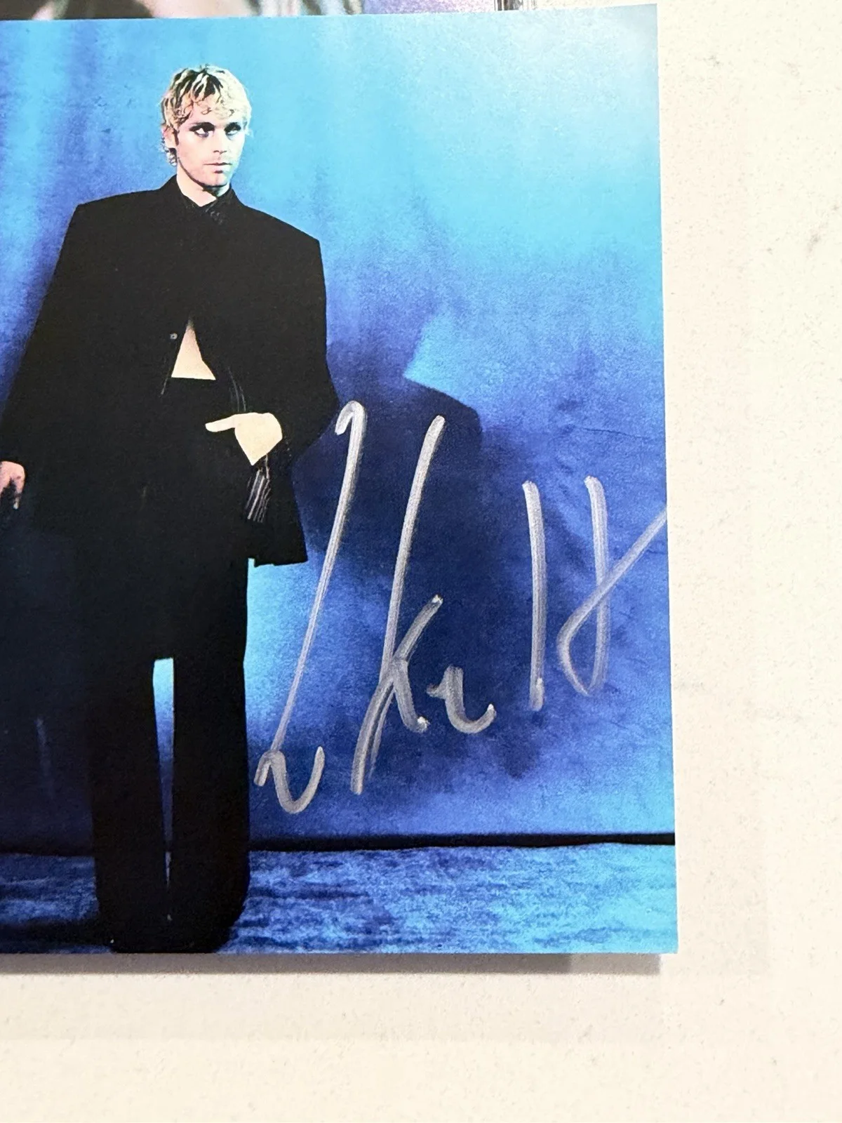 Luke Hemmings SIGNED CD Boy LIMITED EDITION AUTOGRAPHED NEW 5SOS #2, image 3