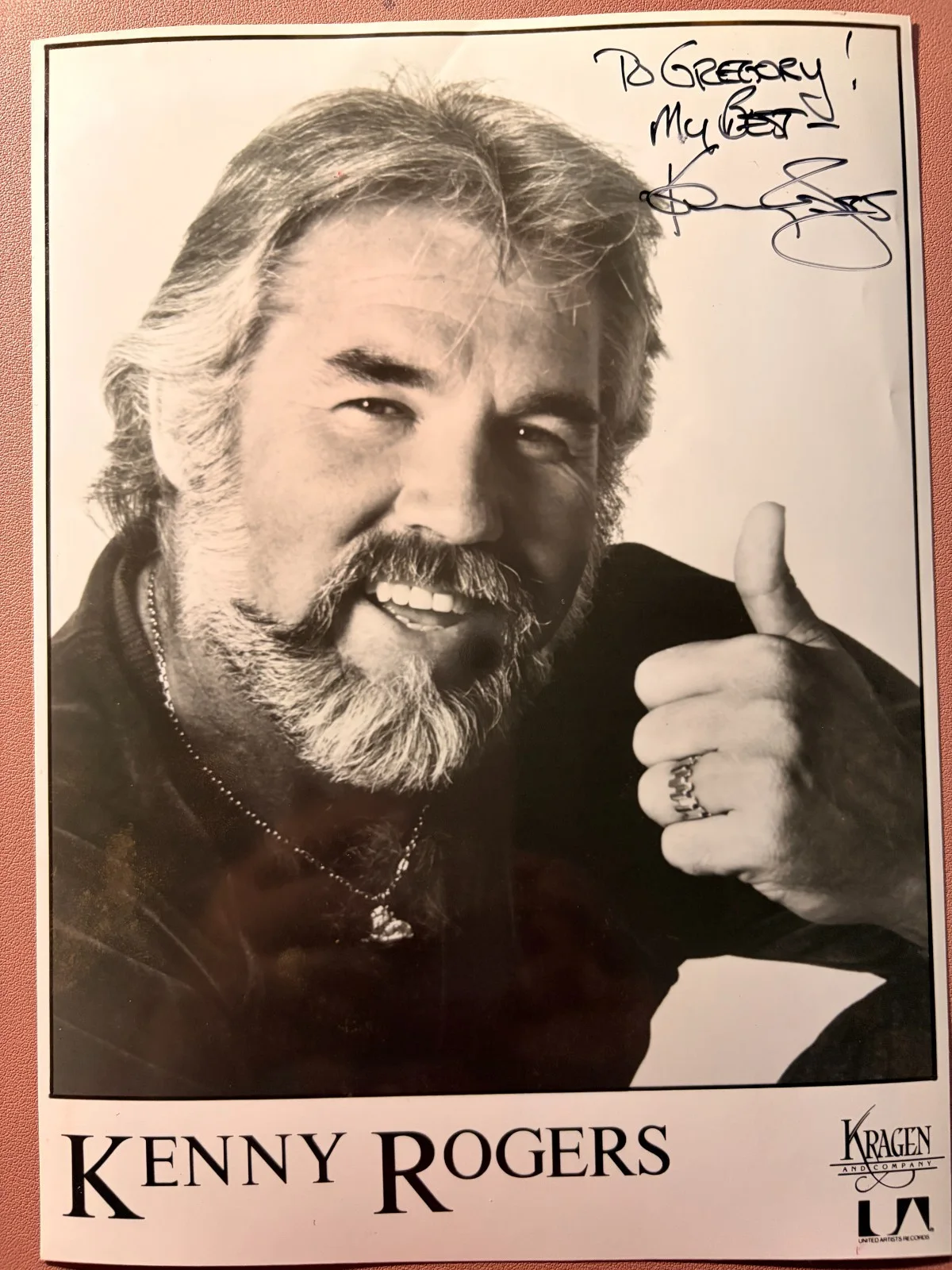 Kenny Rogers Signed•Vintage• 6.9 X 9.4•Includes Todd Mueller Autographs LOA/ COA, изображение 2