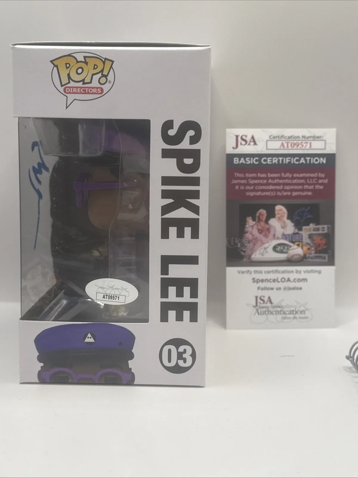 Spike Lee — SPIKE LEE LEGENDARY DIRECTOR SIGNED FUNKO POP JSA NEW YORK KNICKS, image 2