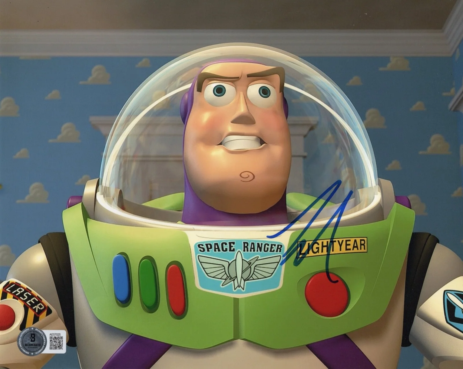 Tim Allen — Tim Allen BUZZ LIGHTYEAR Autographed Signed TOY STORY 8x10 Photo Beckett BAS