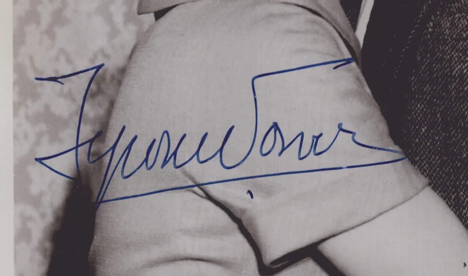 Tyrone Power — TYRONE POWER - AUTOGRAPHED SIGNED PHOTOGRAPH, image 2