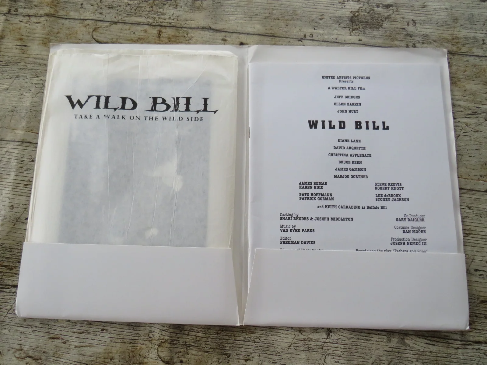 WILD BILL ORIGINAL 1995 CINEMA MOVIE FILM PRESS KIT Jeff Bridges 12 PHOTOS 90's, изображение 2