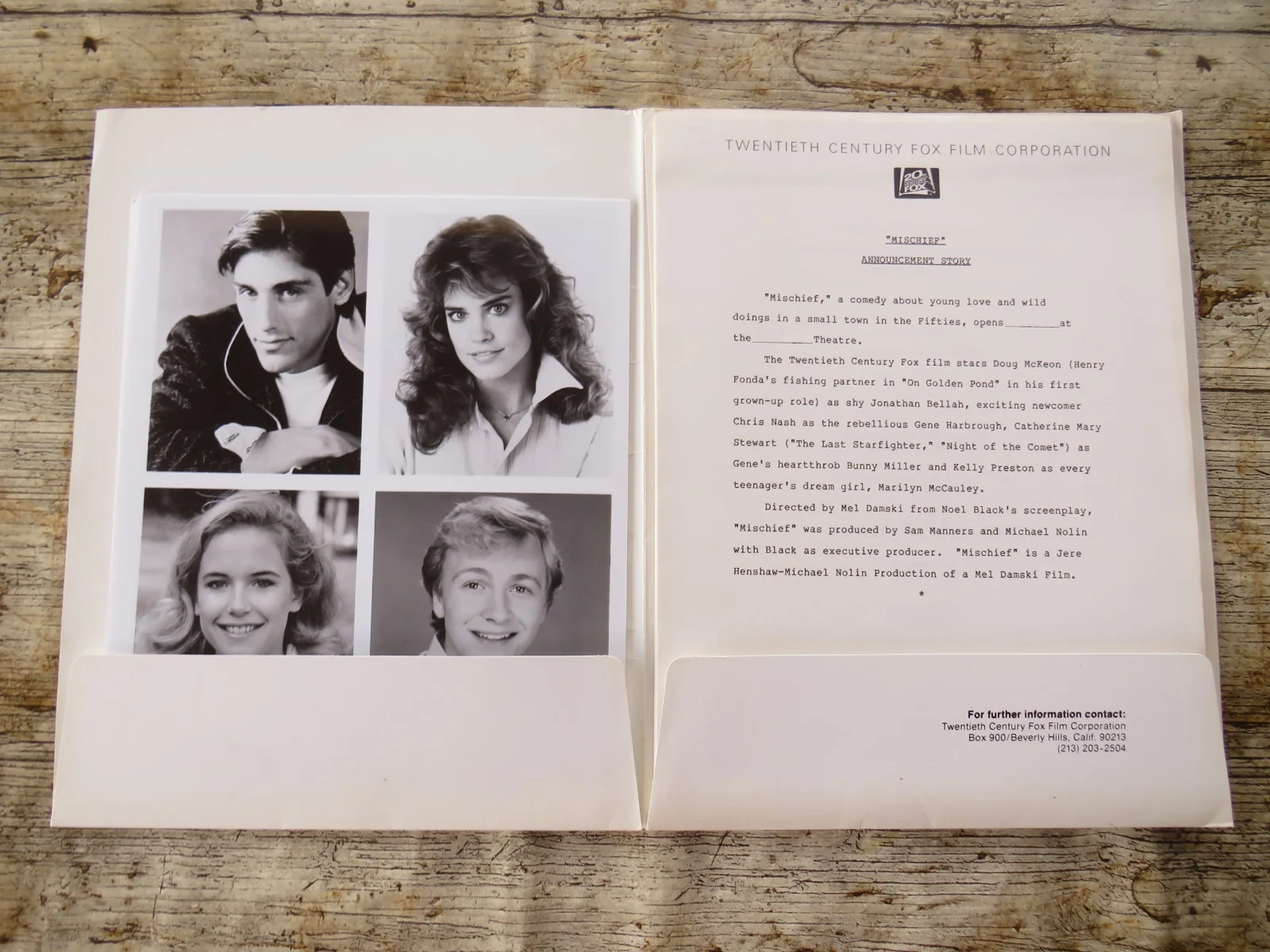 MISCHIEF ORIGINAL 1985 CINEMA FILM MOVIE PRESS KIT Doug McKeon 6 PHOTOS 80's, изображение 2