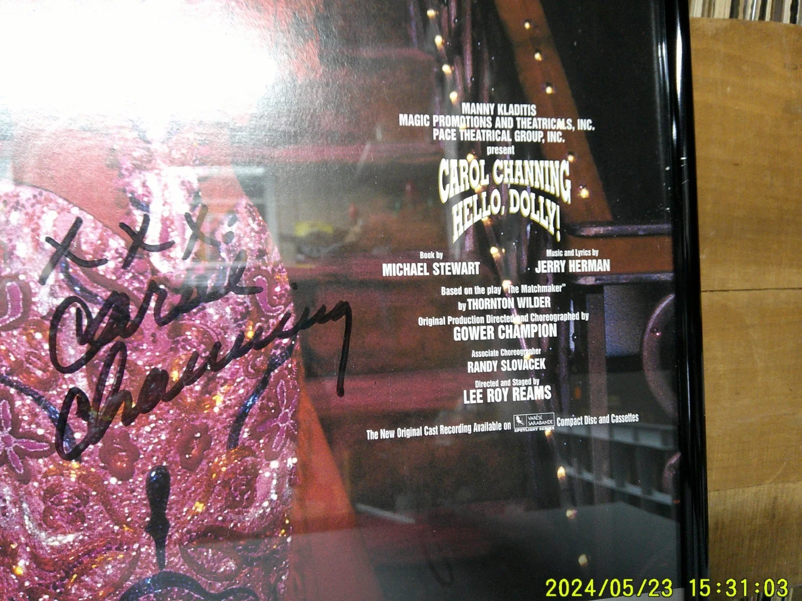 Framed Carol Channing Hello Dolly Photo Poster Signed 1995, image 2