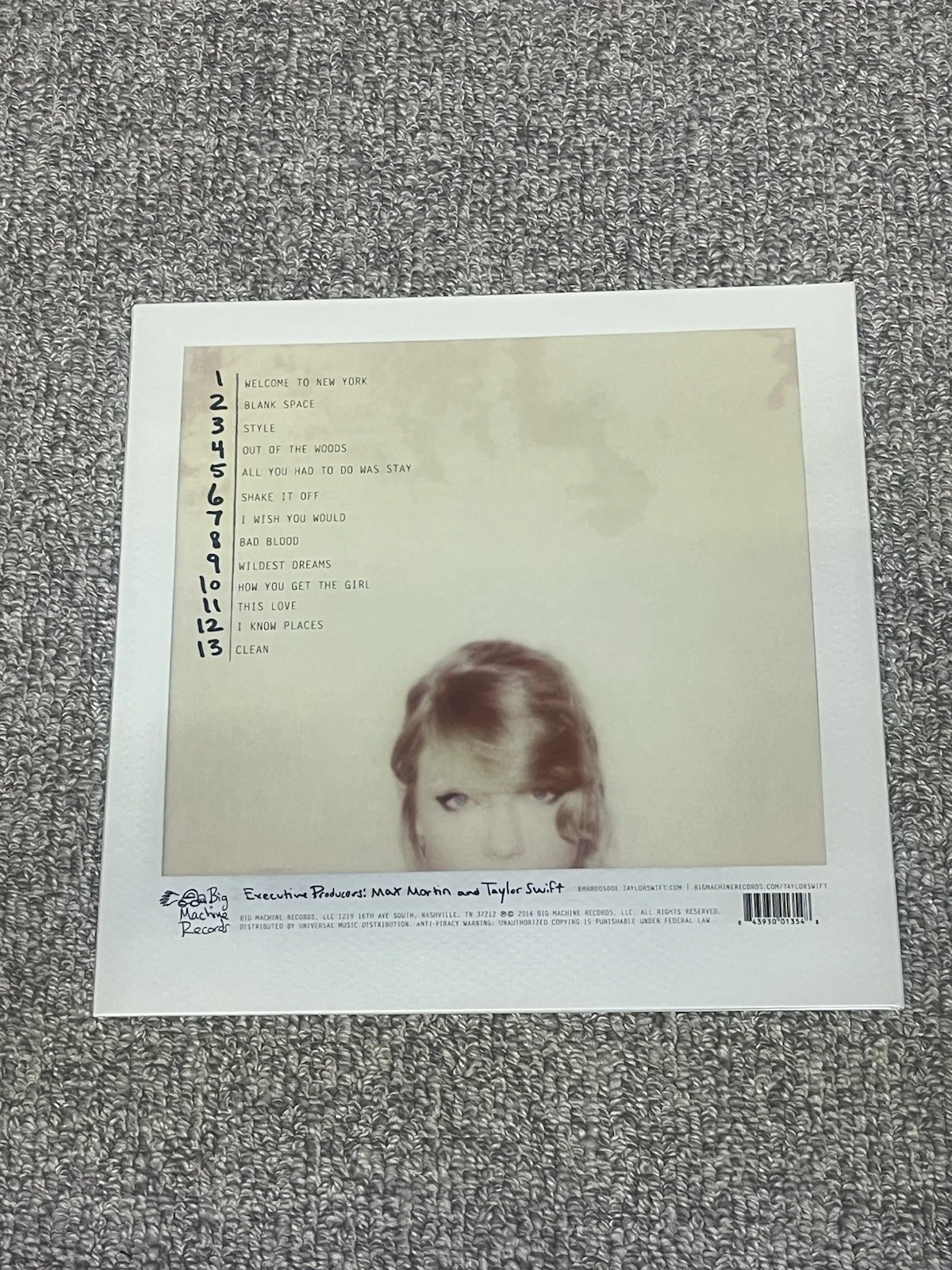TAYLOR SWIFT “1989” Signed LP Record Vinyl Autographed with Beckett COA Rare, изображение 4