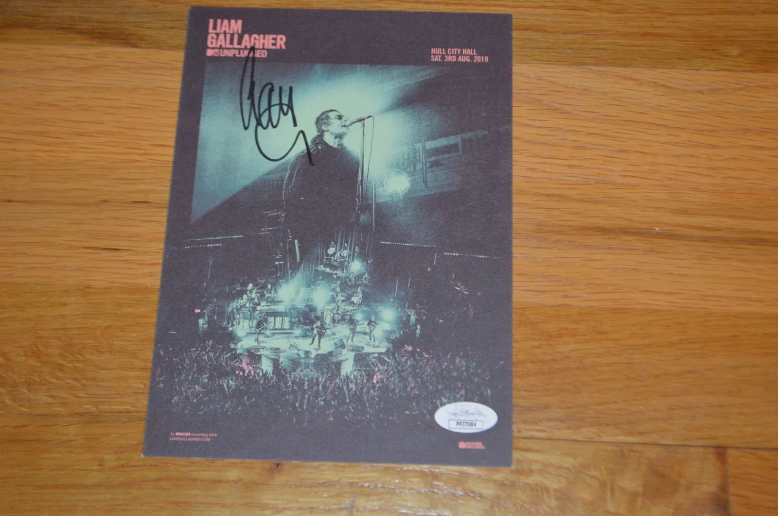 Liam Gallagher 6x8 Autographed MTV Unplugged Color Photo with JSA COA ~ OASIS, изображение 2