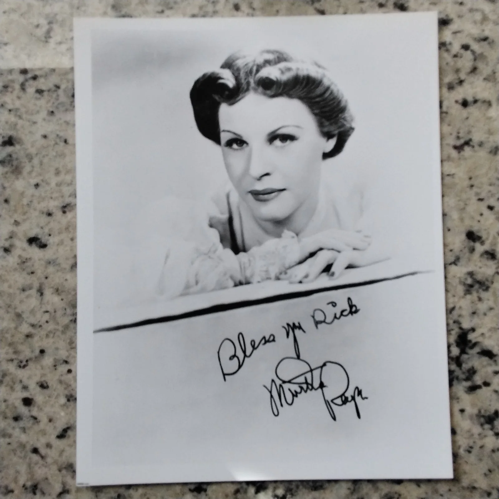 Martha Raye Signed Photo 40s Movie TV Actress "Big Mouth" Polident USO Comedy, изображение 2