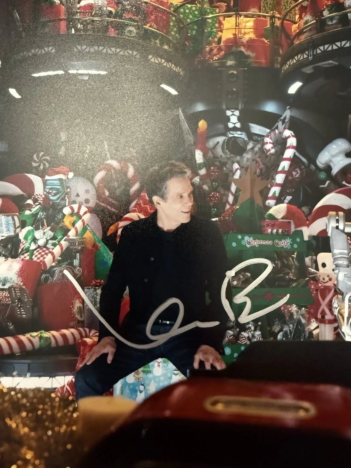 Kevin Bacon — Kevin Bacon Autographed Guardians of the Galaxy Special Drax & Mantis 8x10 Photo, image 2