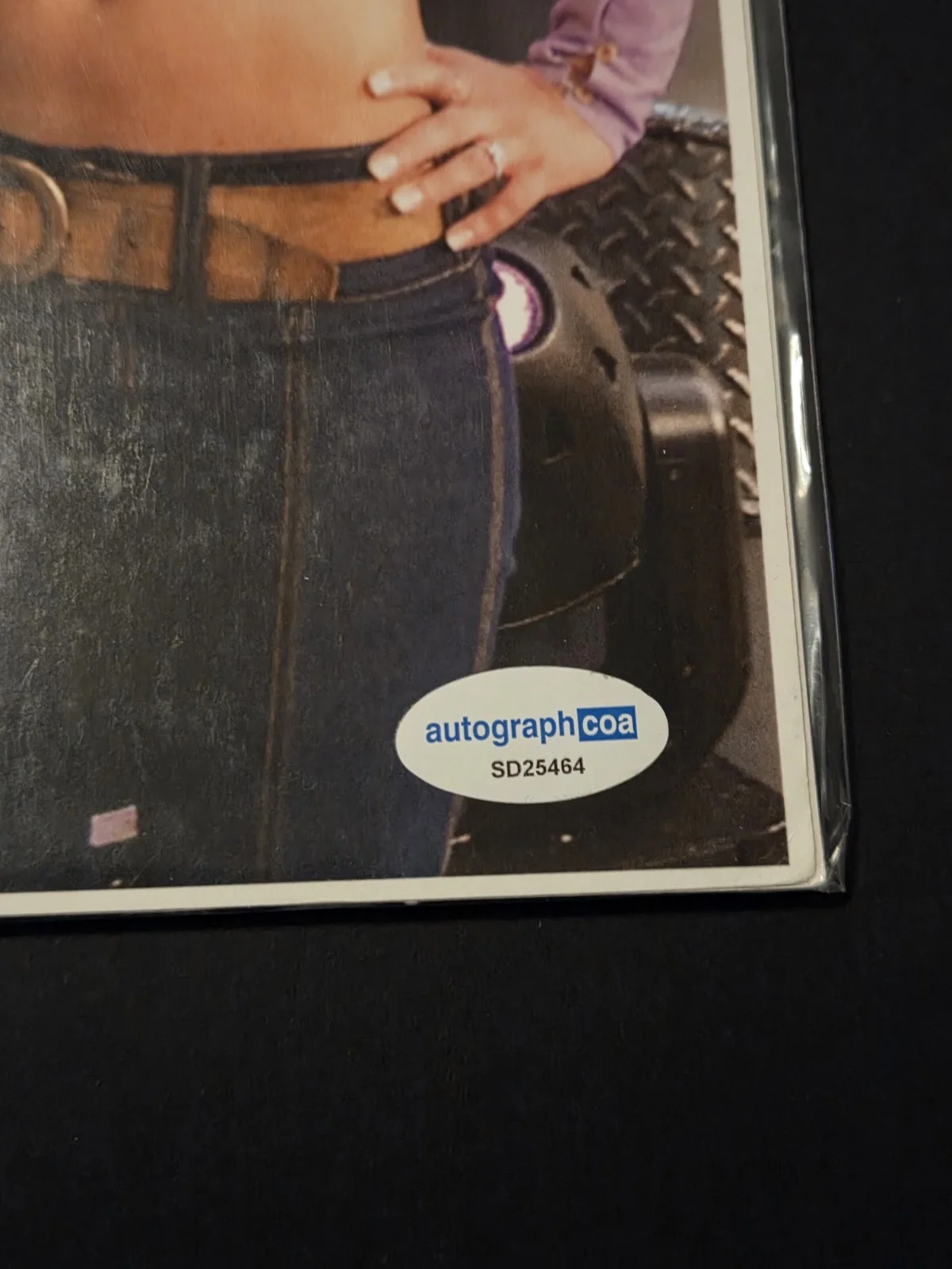 Carson Daly Signed 8x10 Photo Featuring Britney Spears From TRL, image 3