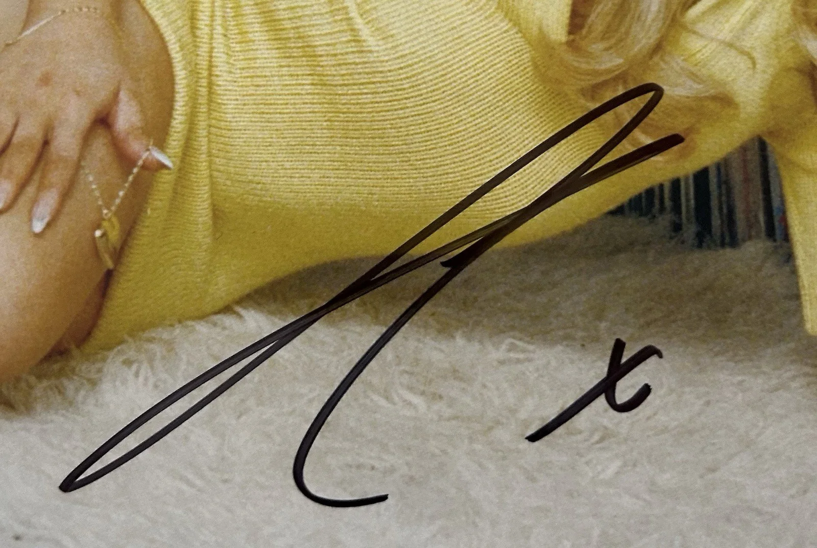 Sabrina Carpenter Signed Short N Sweet 10x10 Photo JSA COA, image 2