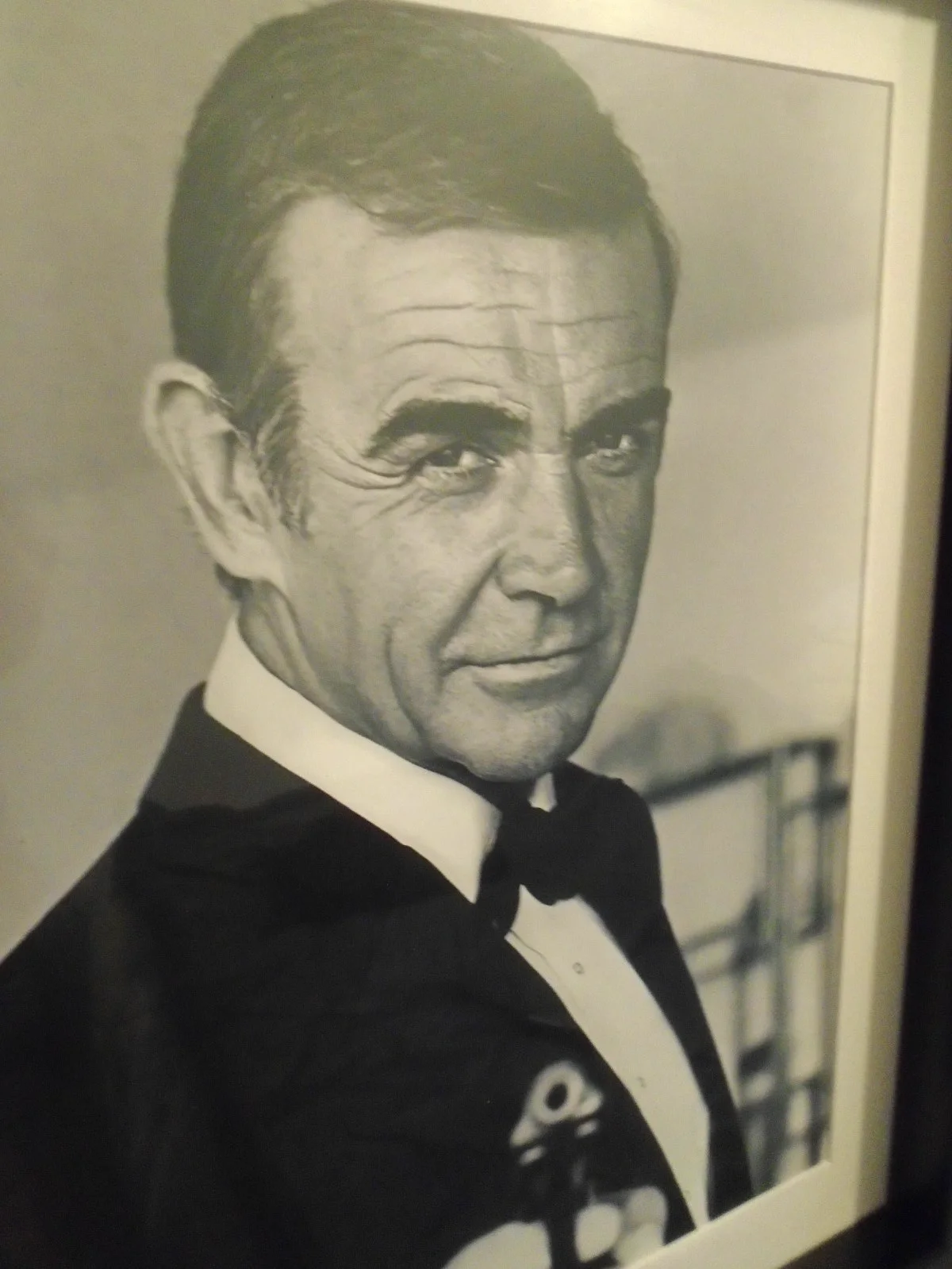 007 SEAN CONNERY PICTURE IN BLACK FRAME, image 5