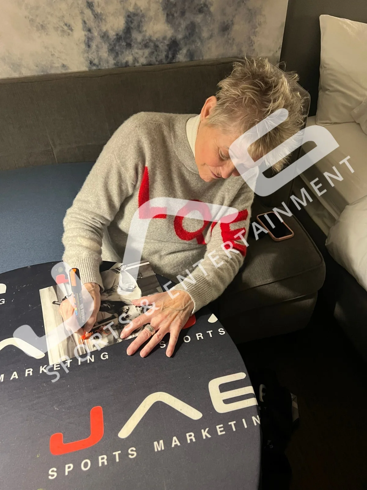 Dee Wallace — Dee Wallace autographed signed inscribed 8x10 photo Cujo JSA COA Stephen King, изображение 2