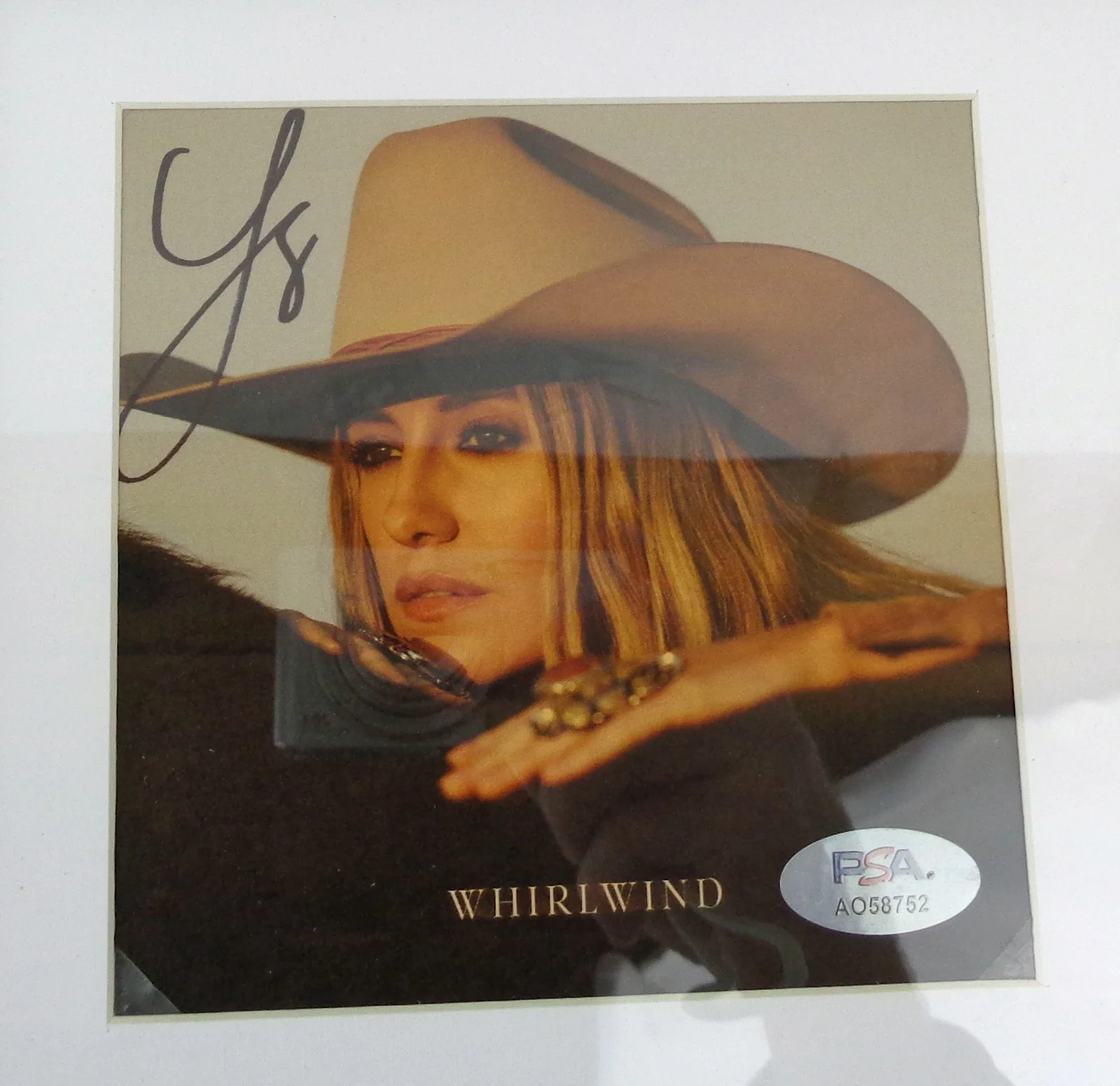 Lainey Wilson Country Signed Autograph Whirlwind CD Framed PSA/DNA COA, изображение 2