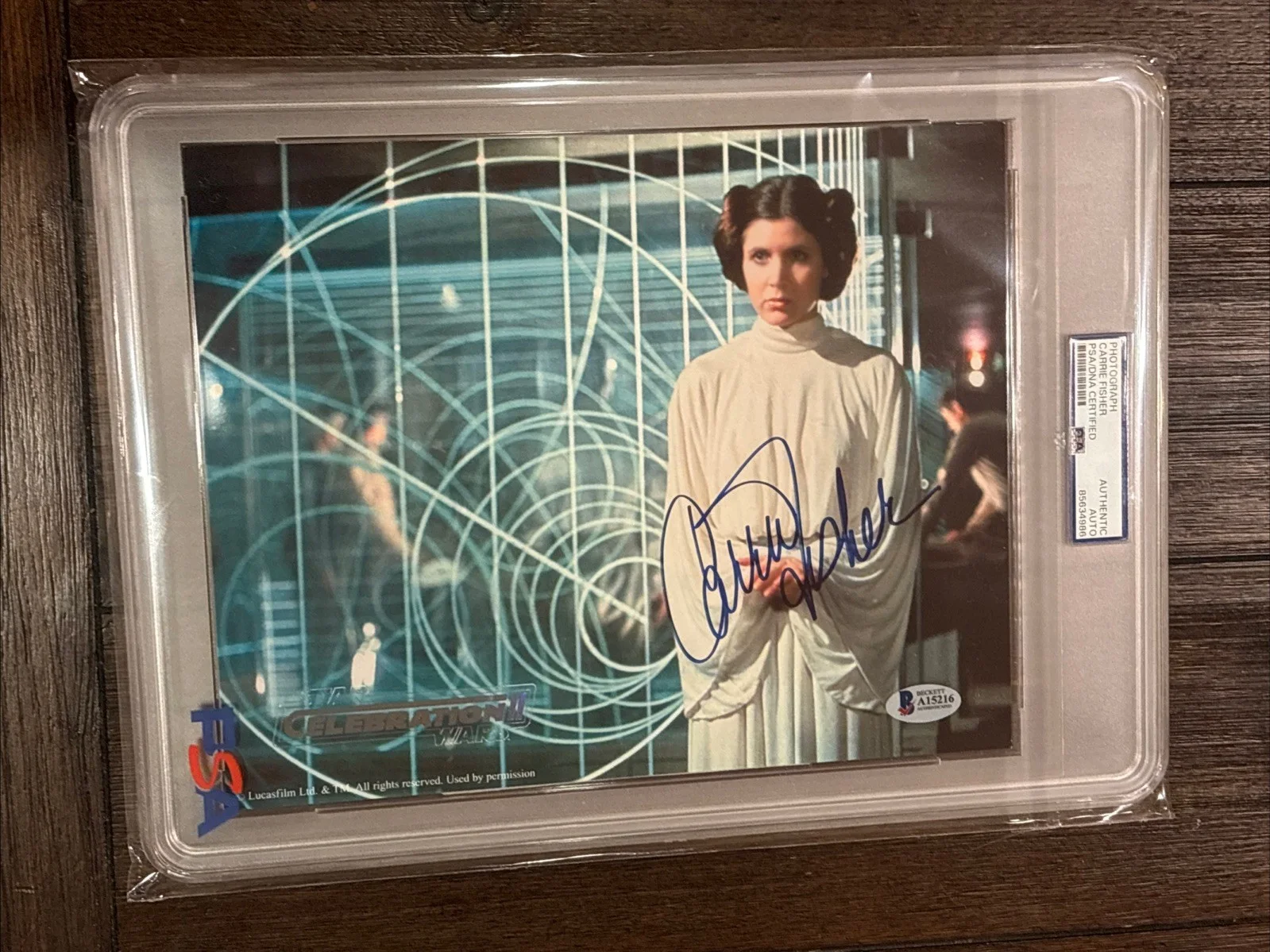 Carrie Fisher — Star Wars Carrie Fisher Princess Leia Signed Photo BAS PSA Encased Authentic